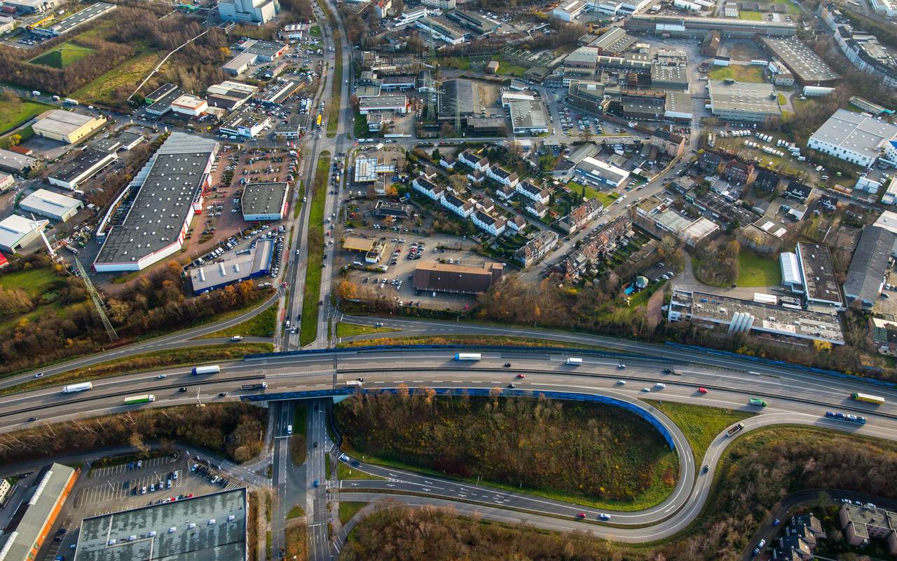 Ein Luftbild der A42-Anschlussstelle Zentrum. 