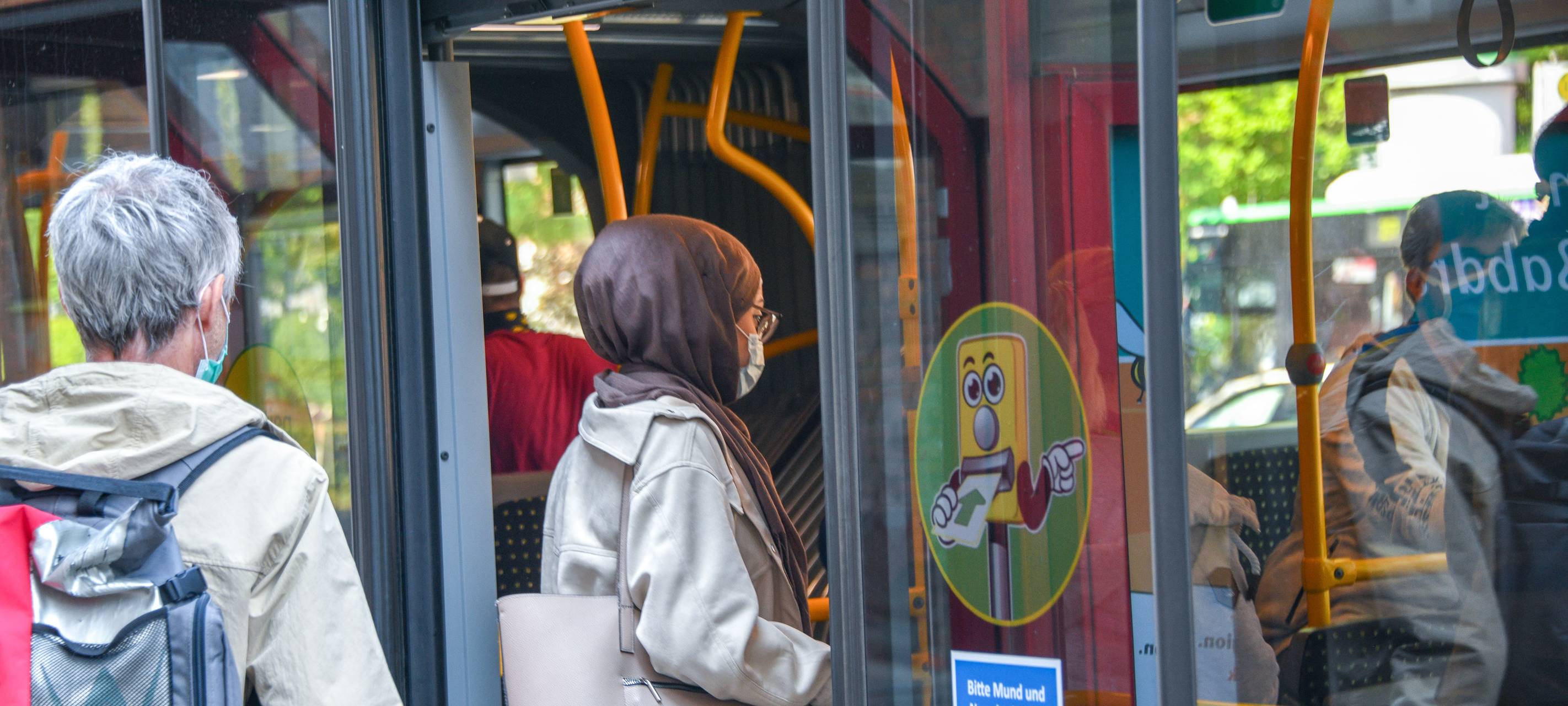 Maskenkontrollen bei der Vestischen