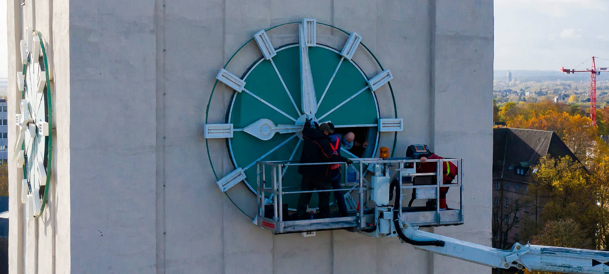 Reparatur Turmuhr Rathaus Buer