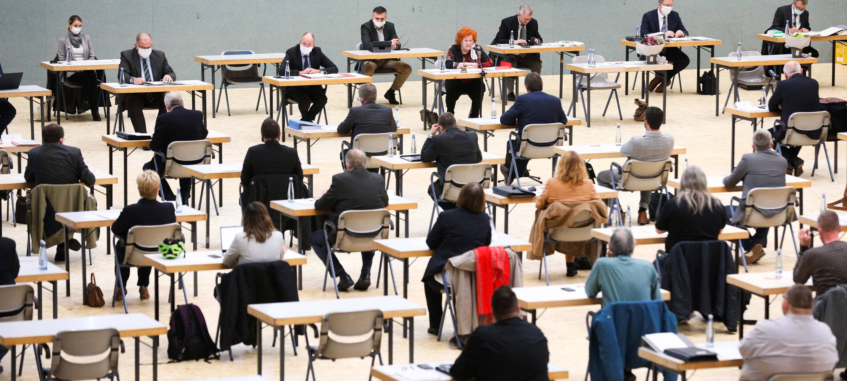 Bei der konstituierenden Ratssitzung in der Bottroper Dieter-Renz-Halle