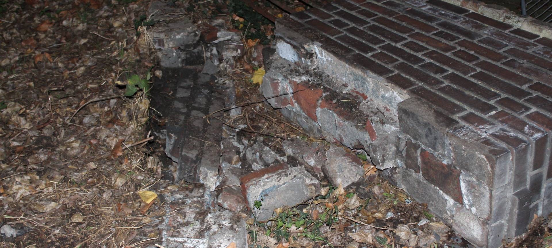 Autofahrt in Gelsenkirchen endet in Mauer