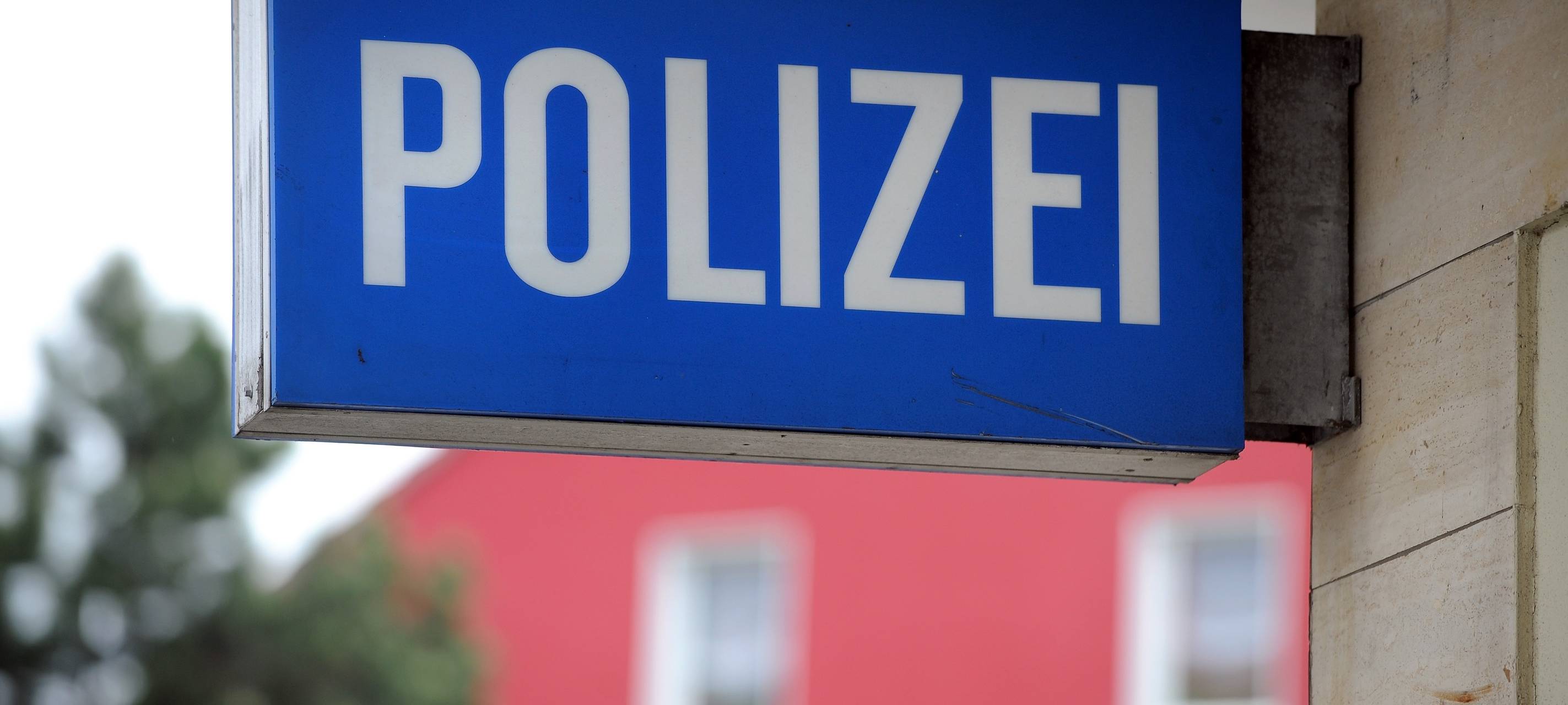 Schild der Polizeiwache in Gelsenkirchen-Horst