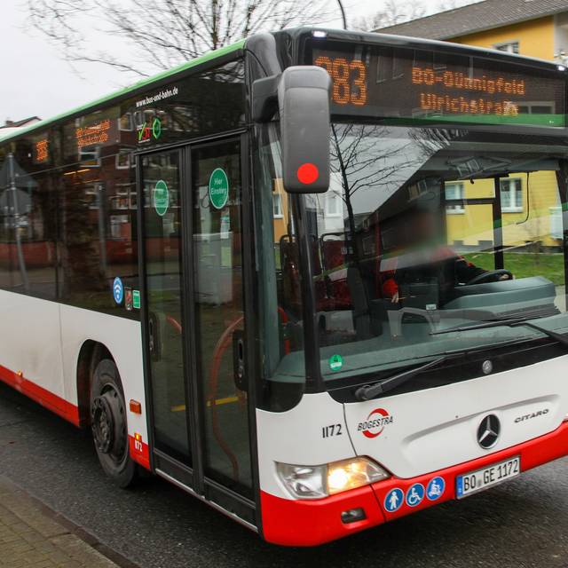 Bus 383er Bogestra