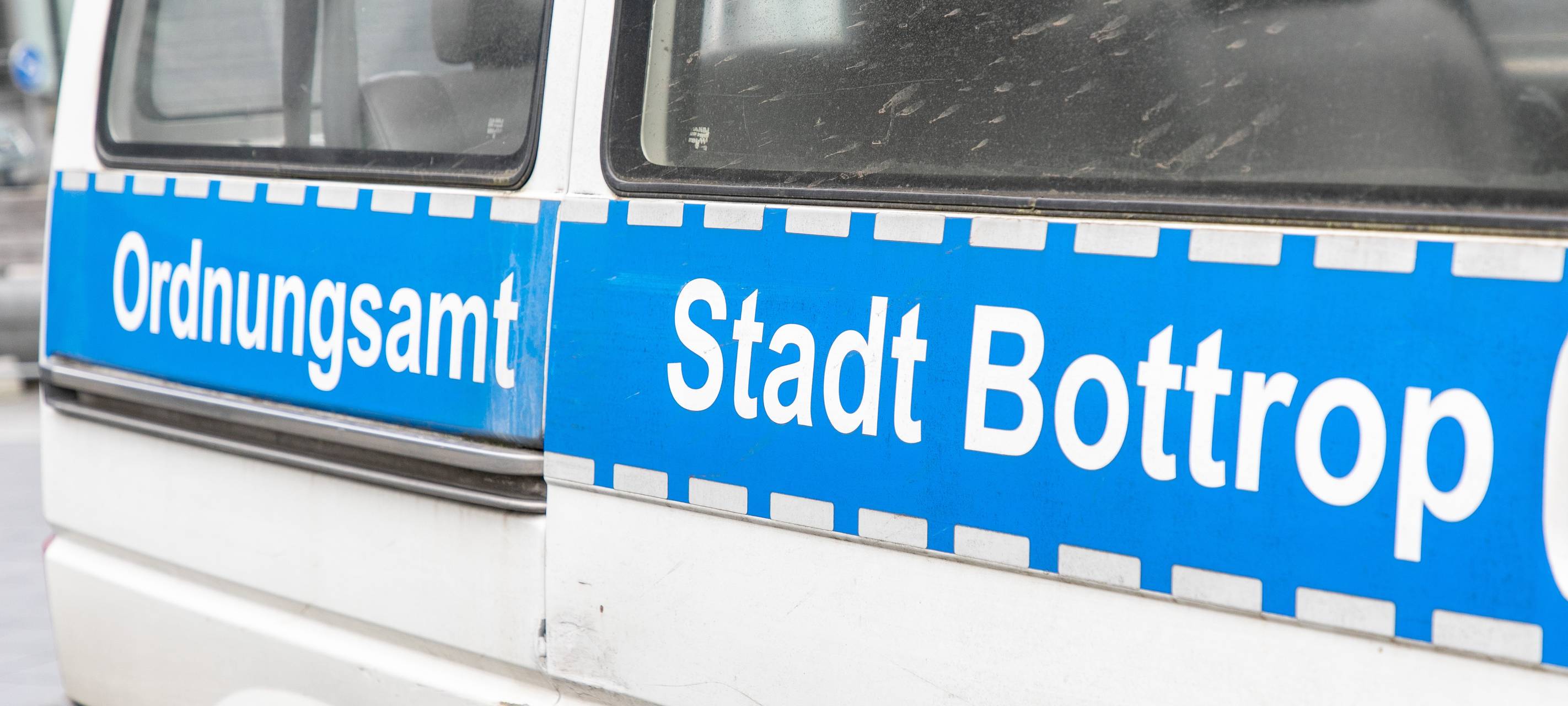 Bus des Kommunalen Ordnungsdienstes in Bottrop