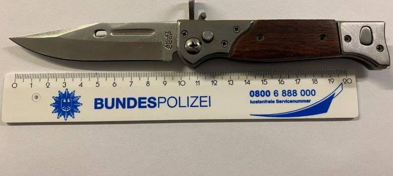 Eines der Messer, die im Gelsenkirchener Hauptbahnhof gefunden wurden