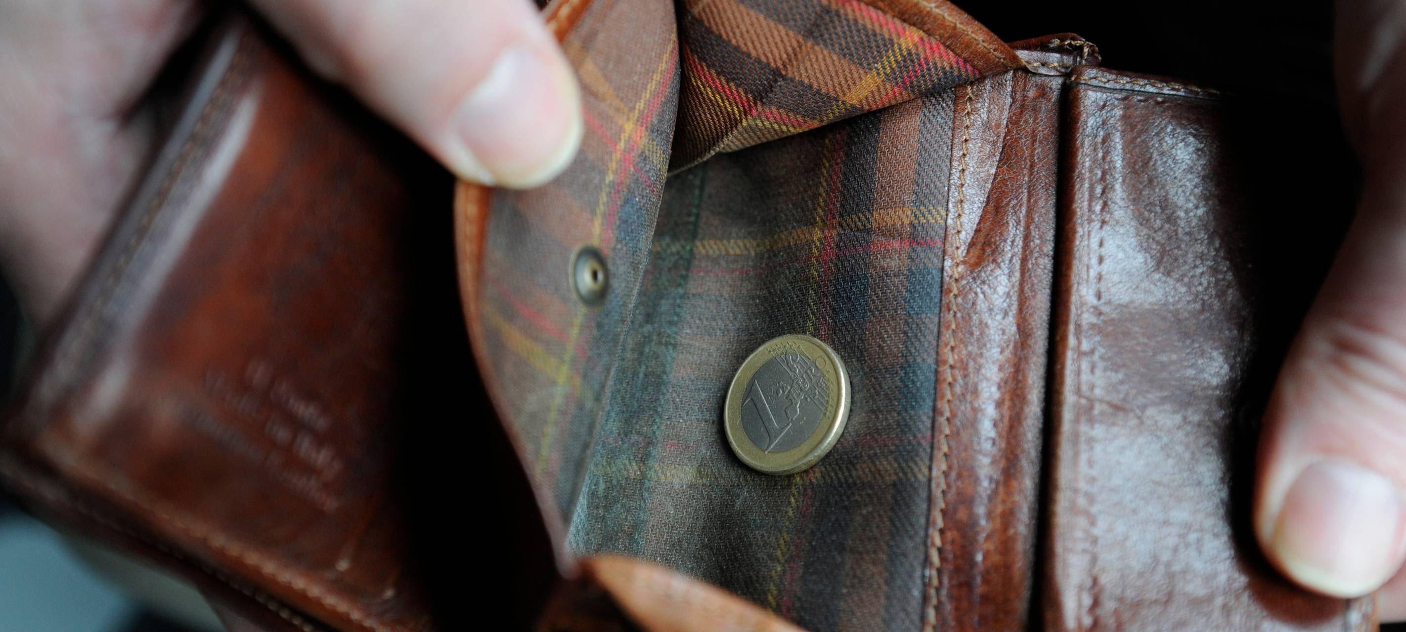 Ein leeres Portemonnaie