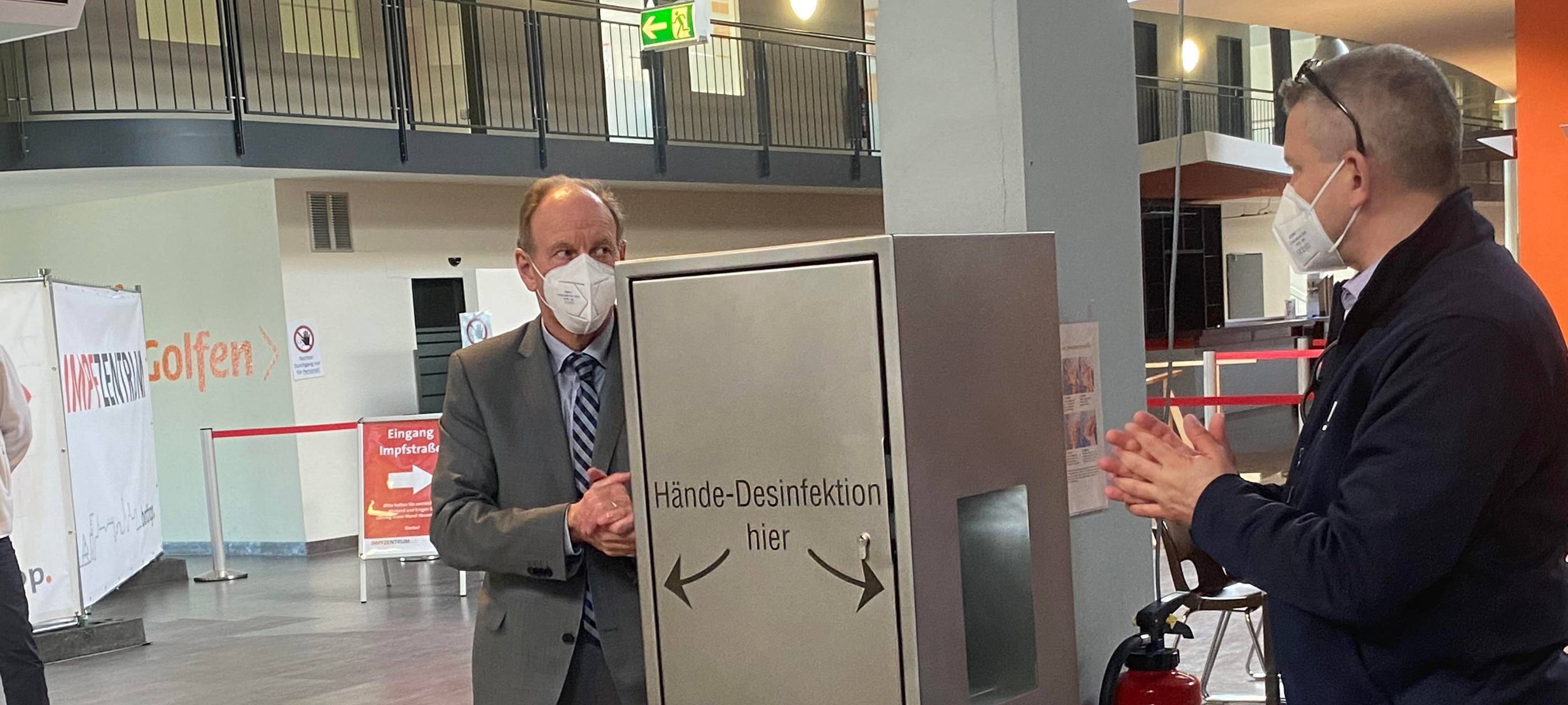 Neue Handdesinfektion im Bottroper Impfzentrum