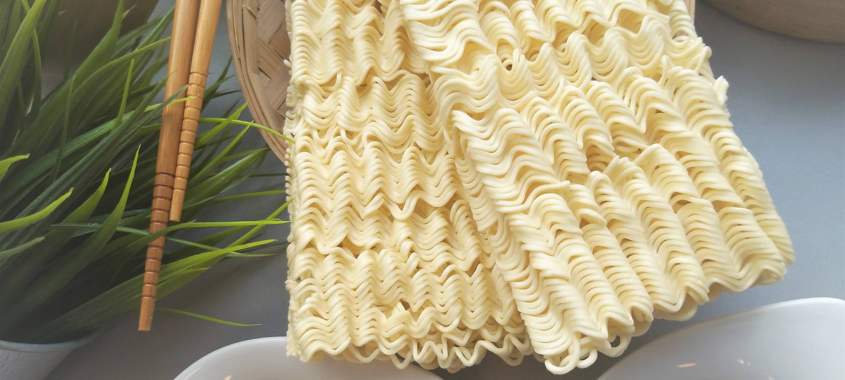 Thai Hähnchencurry mit asiatischen Nudeln und Gemüsen (17.03.2021)