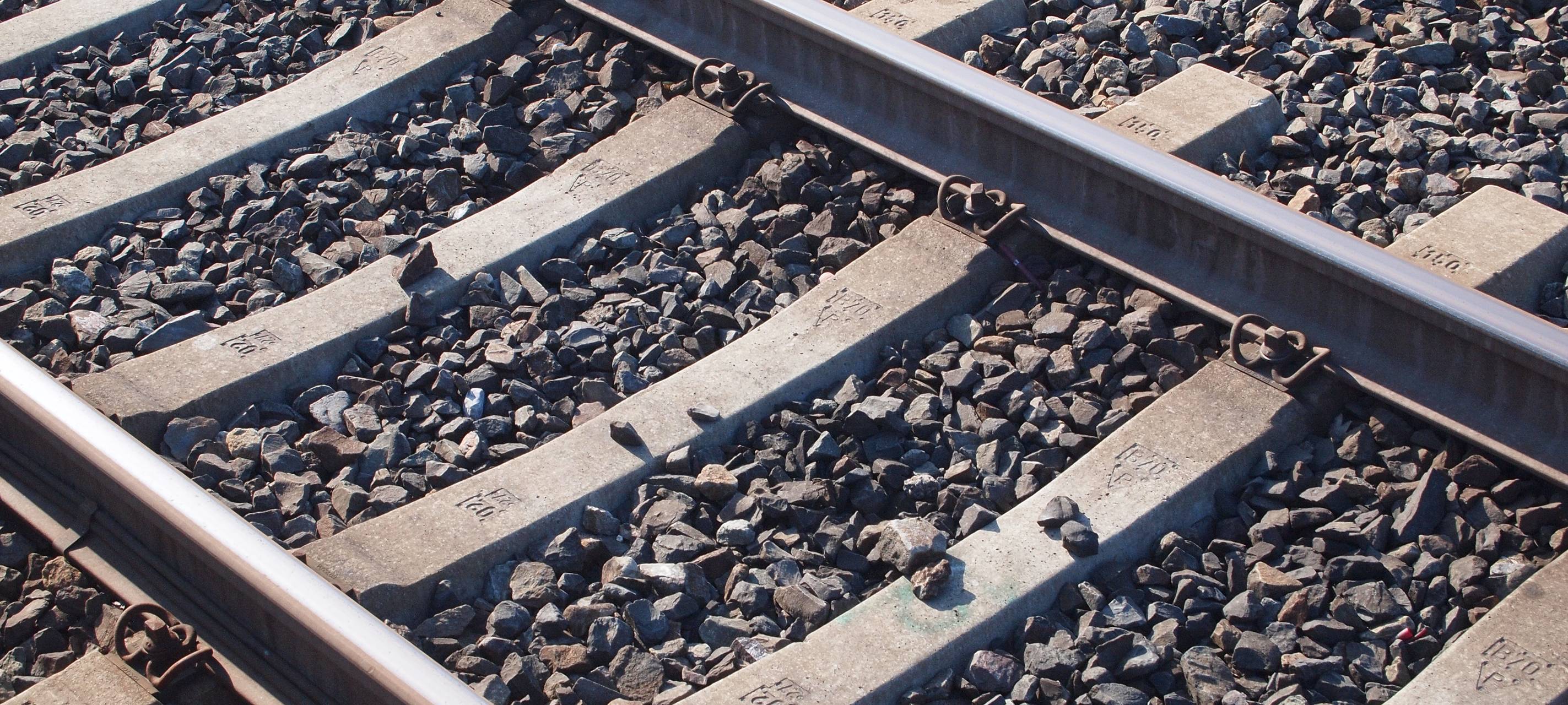 Bottroper springt mit 3,1 Promille in Bahngleise