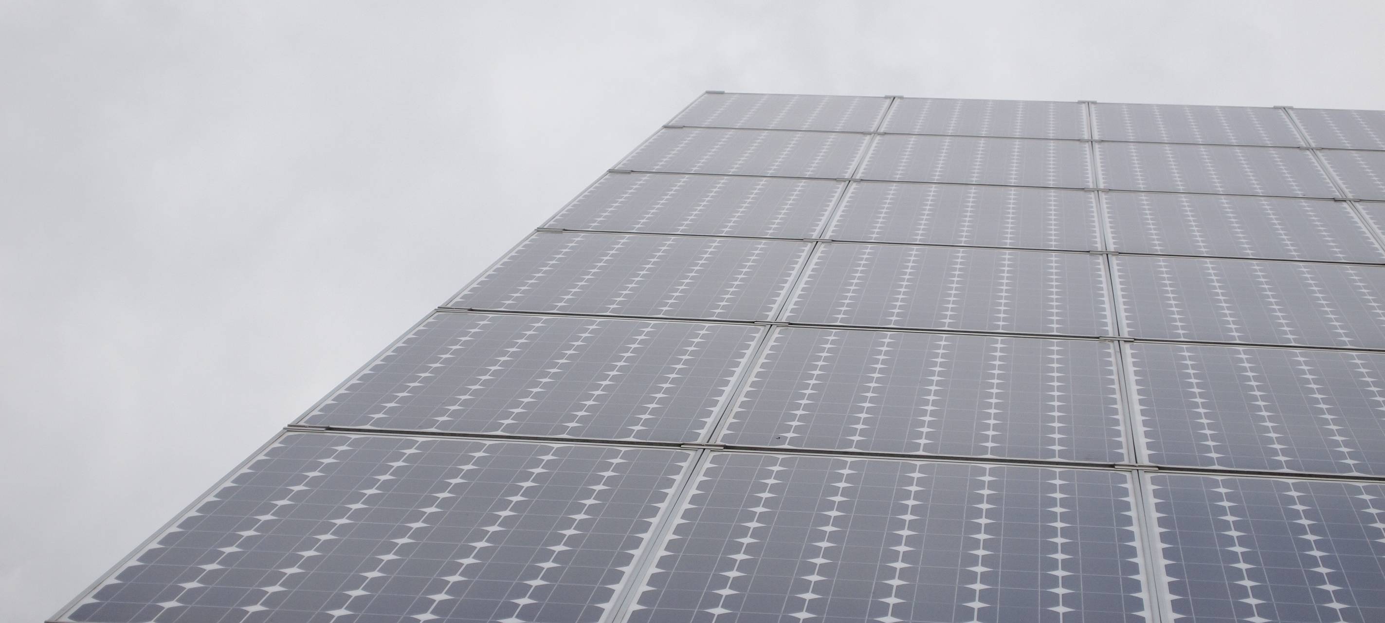 Unbekannte stehlen Solarmodul von Gelsenkirchener Schule