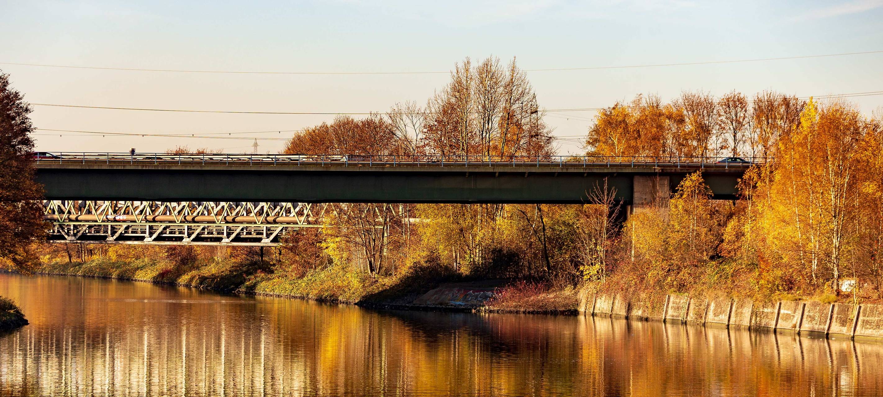 Die Emschertalbrücke an der A43
