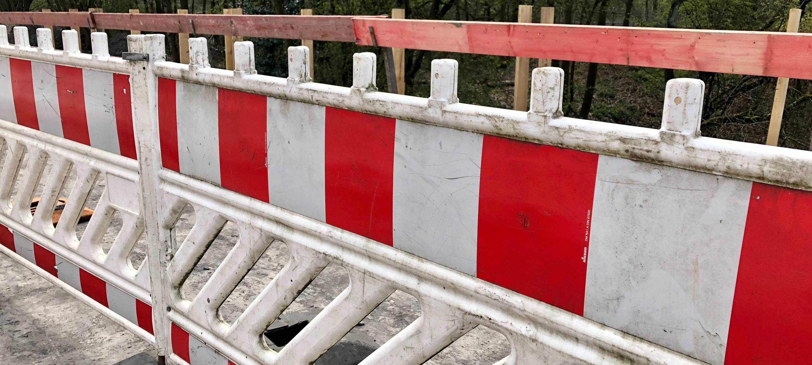 Absperrgitter an einer Baustelle
