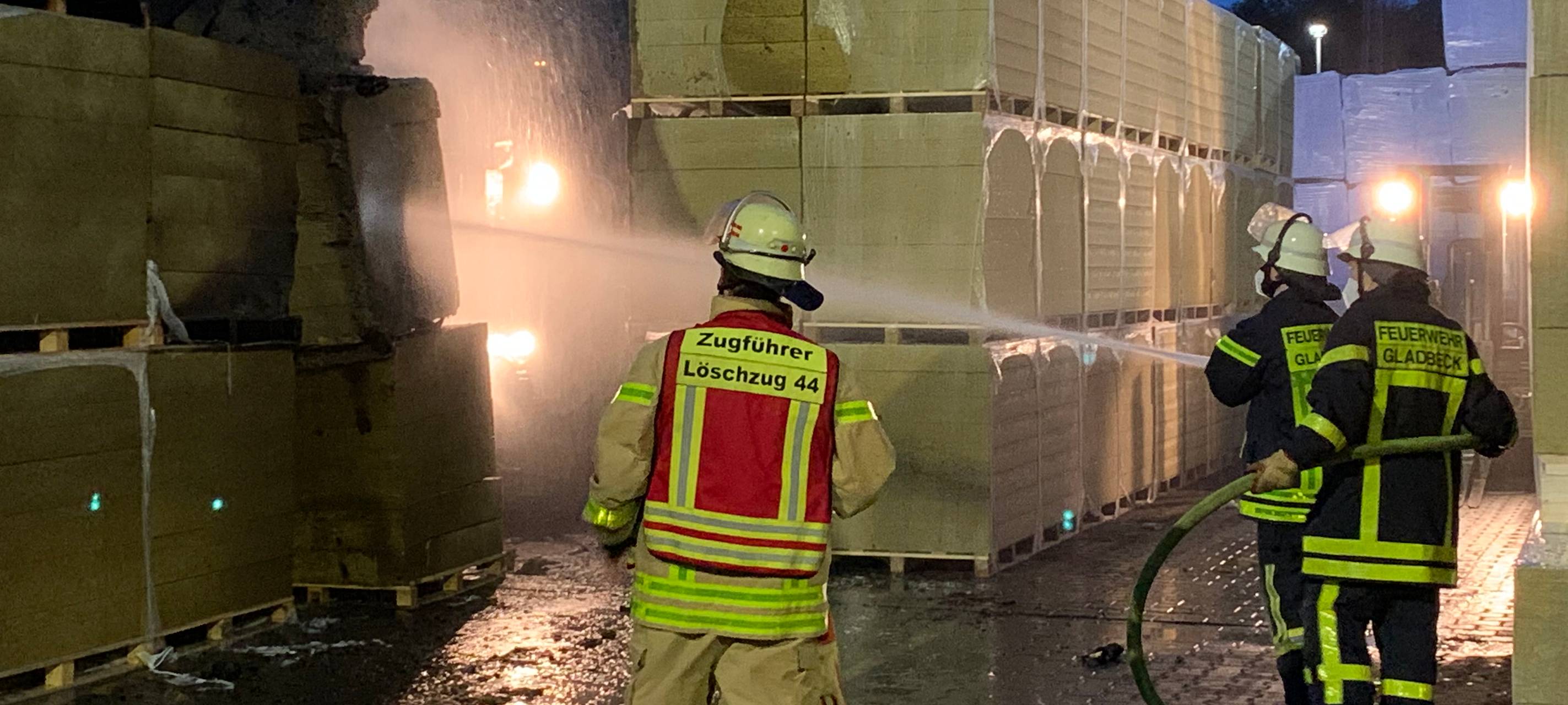 Feuer Verpackungen und Paletten