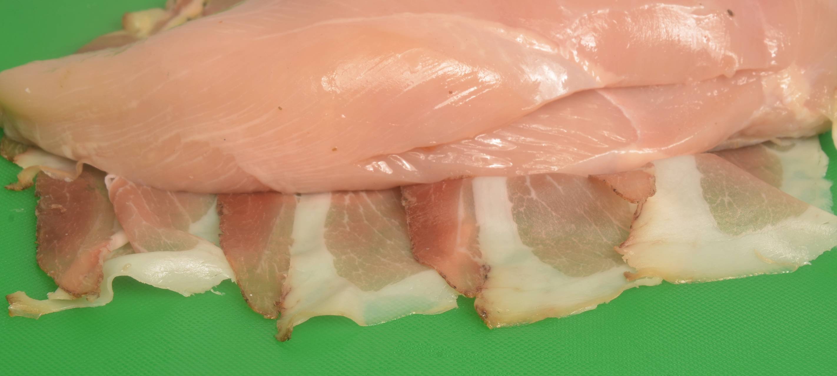 Brunnenkresse Risotto mit gefüllter Poulardebrust