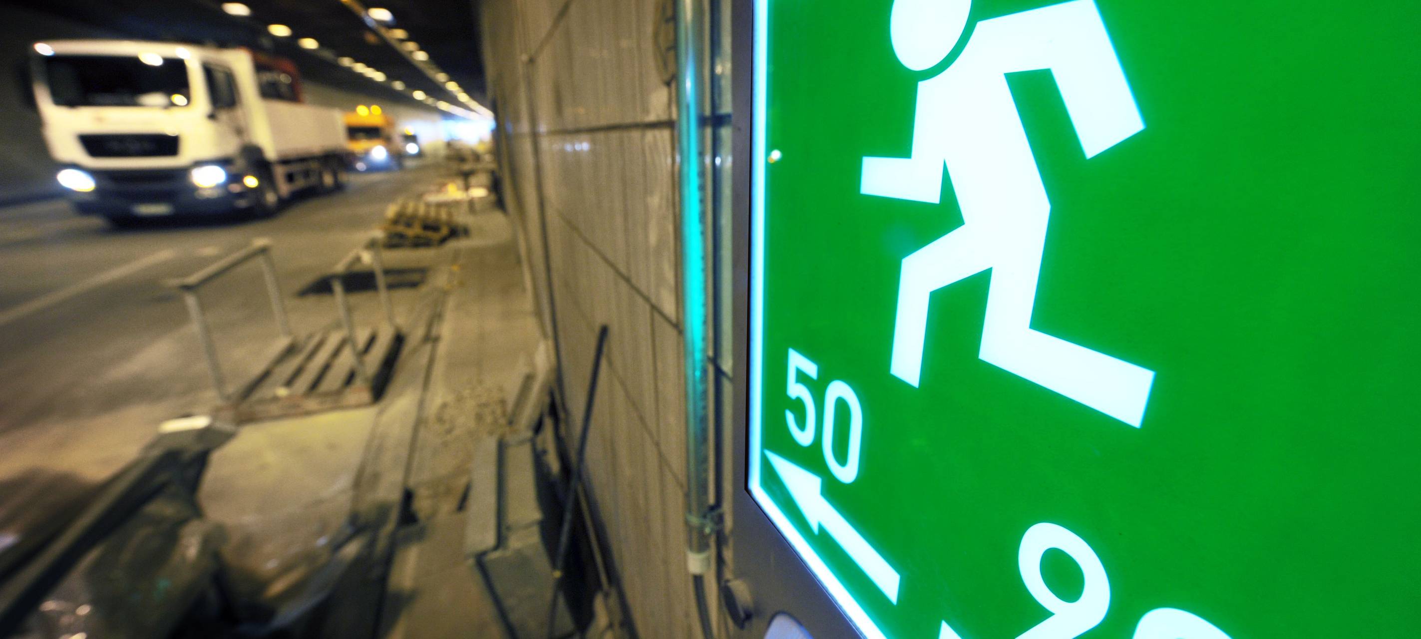 Bauarbeiten im Ruhrschnellwegtunnel an der A40