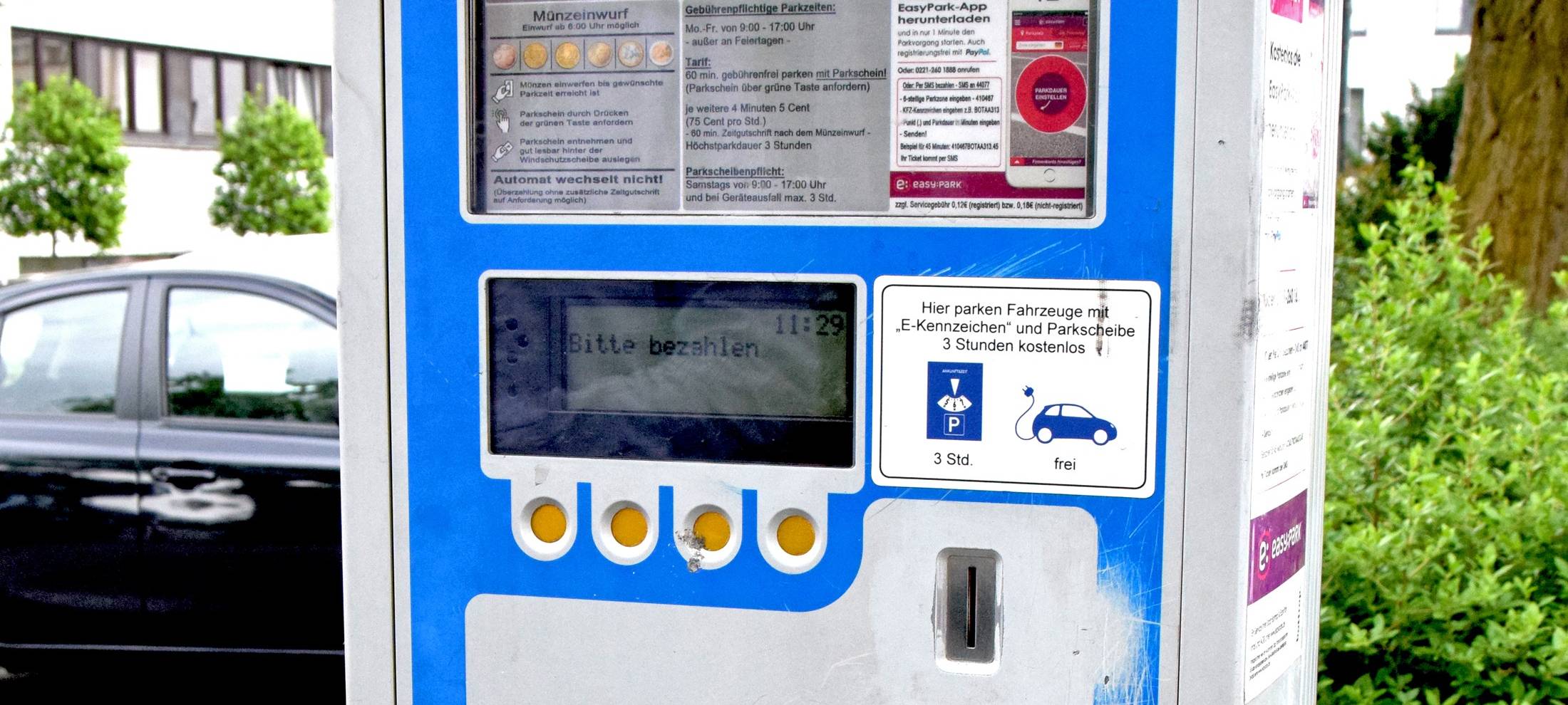 Ein Parkscheinautomat in Bottrop