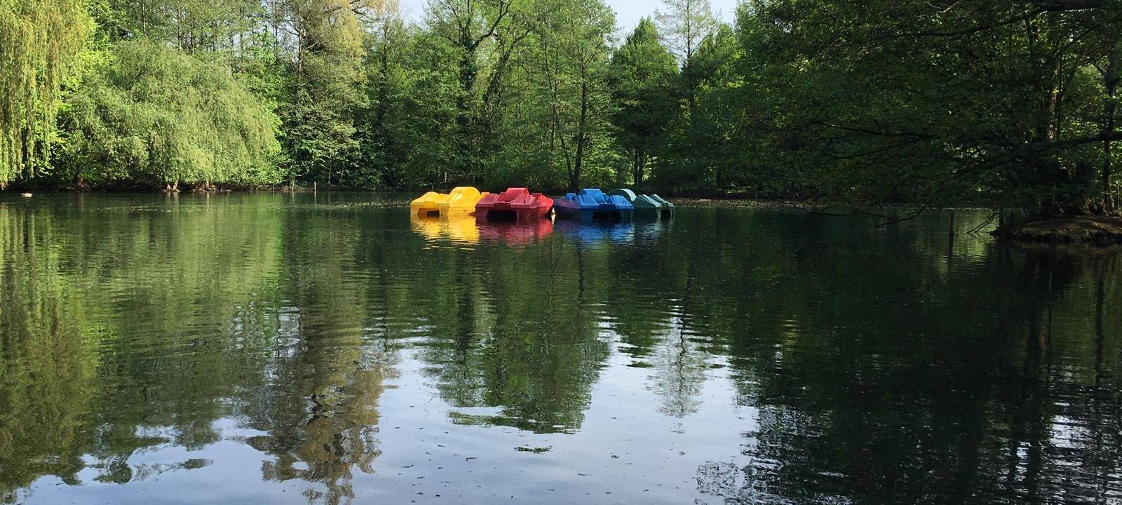 Boote auf dem Wittringer Teich