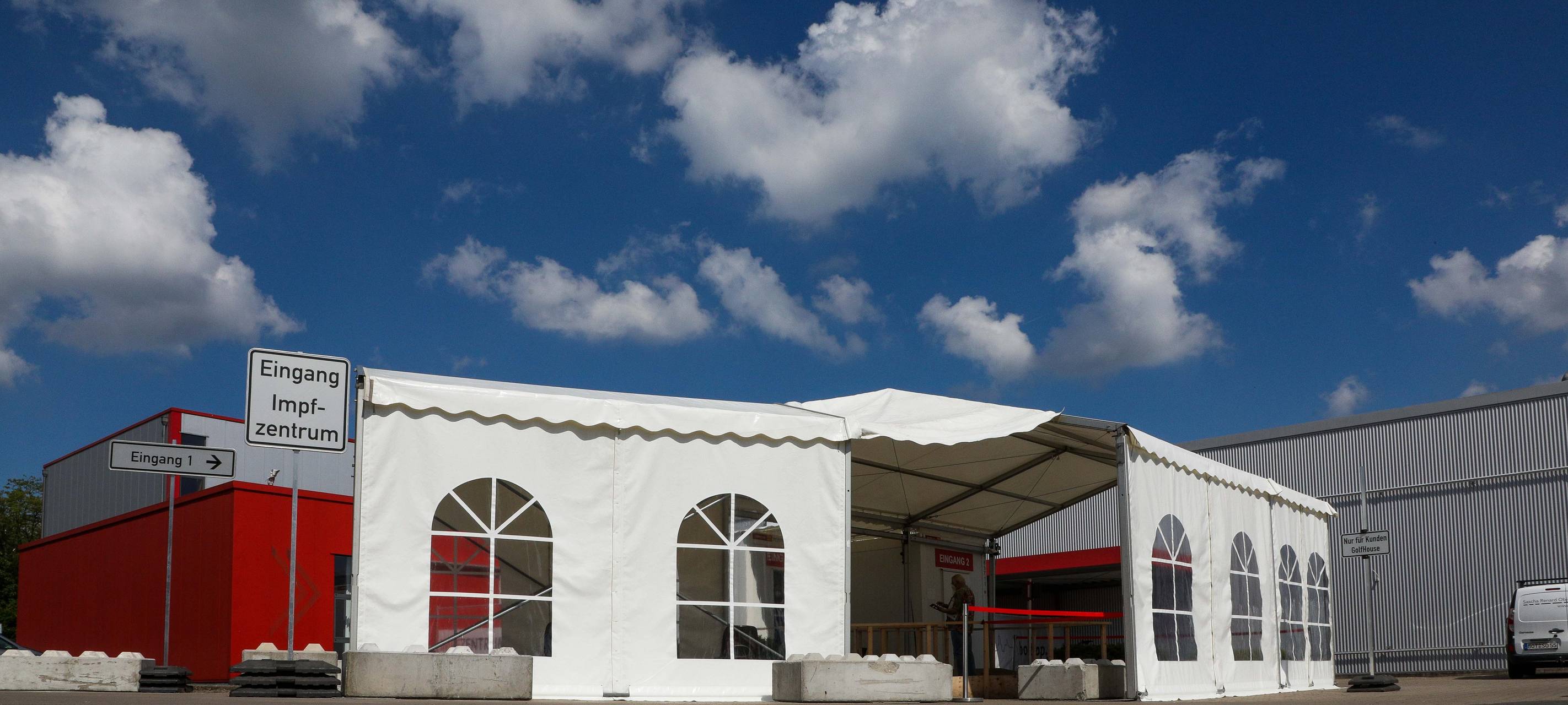 Das Bottroper Impfzentrum von außen