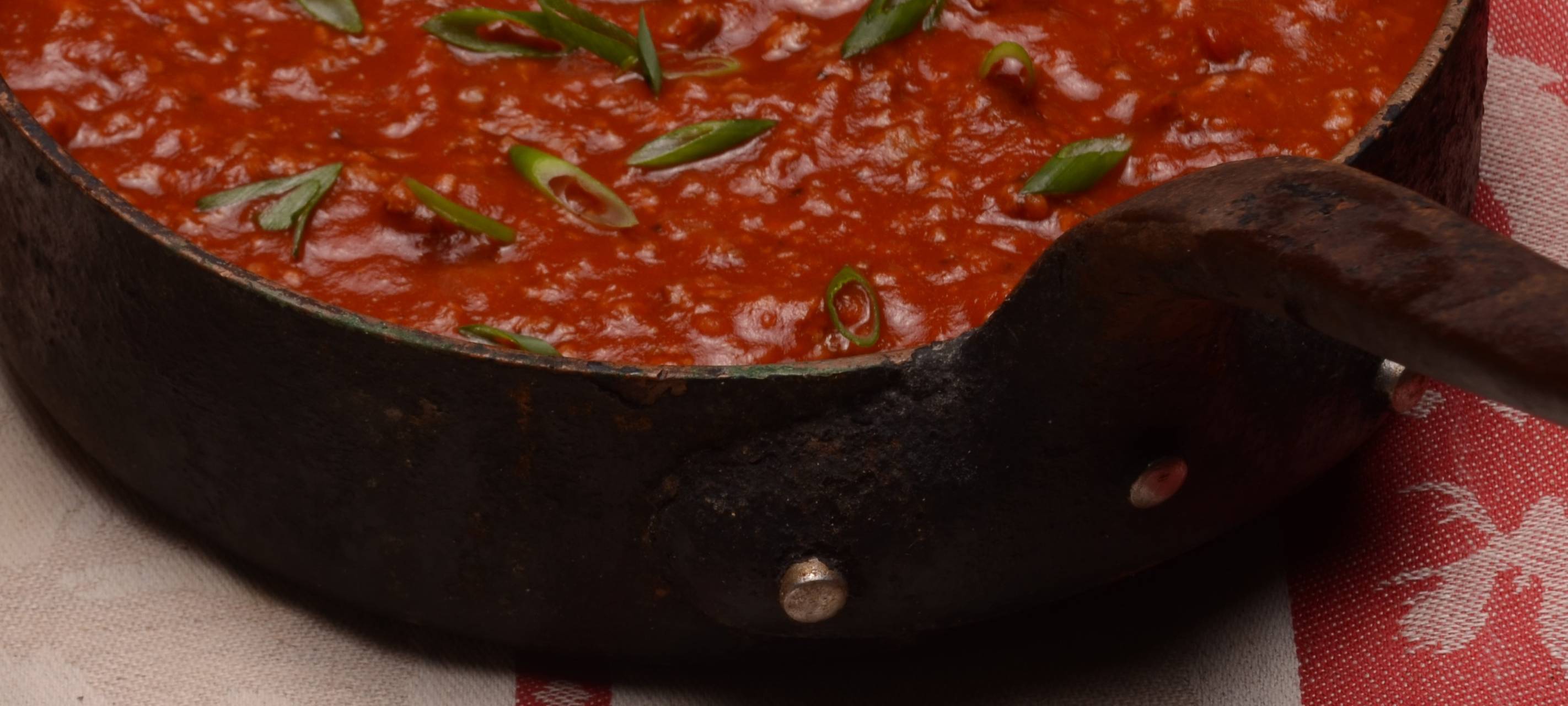 Auberginen-Ricotta-Lasagne mit veganer Hack-Bolognese-Füllung