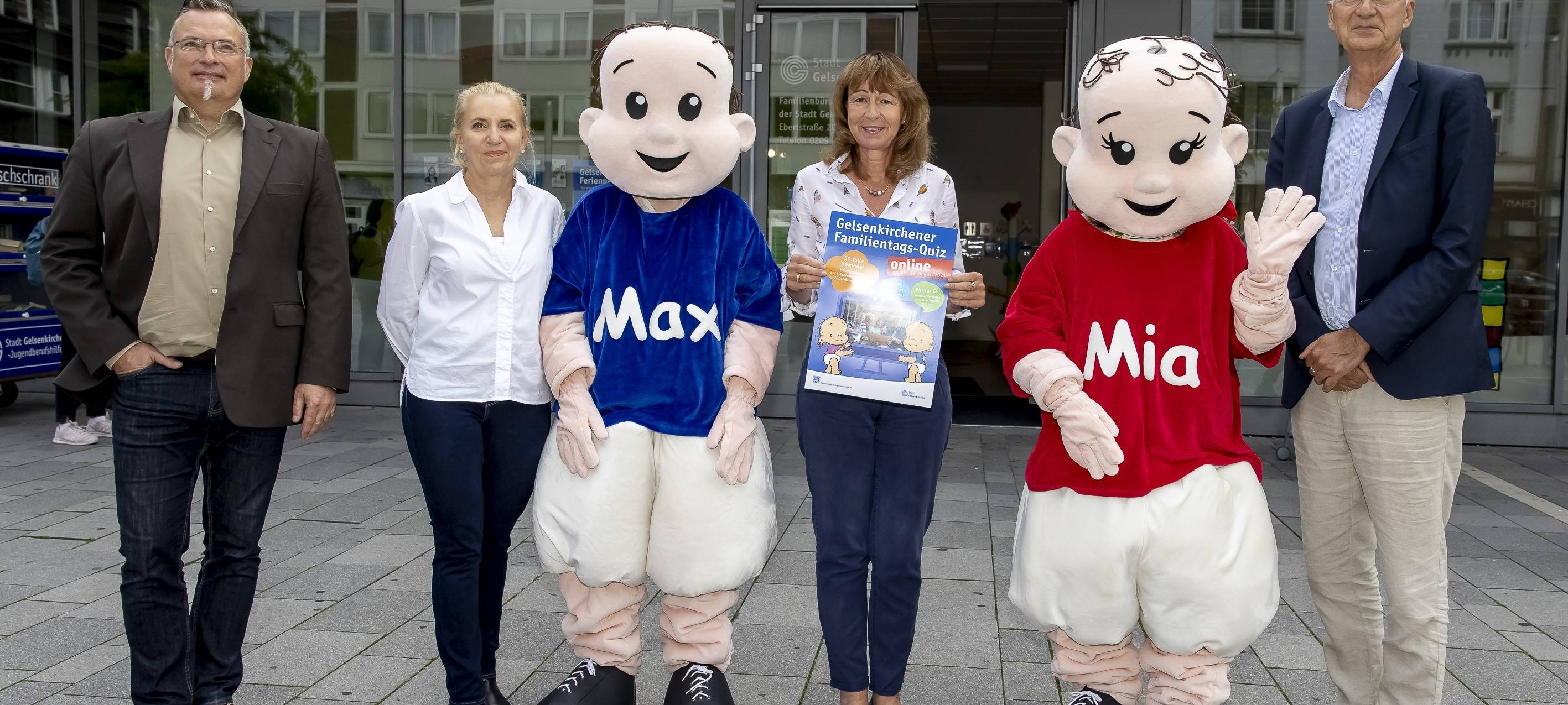 Die Maskotten Max und Mia präsentieren das erste Gelsenkirchener Familientags-Quiz