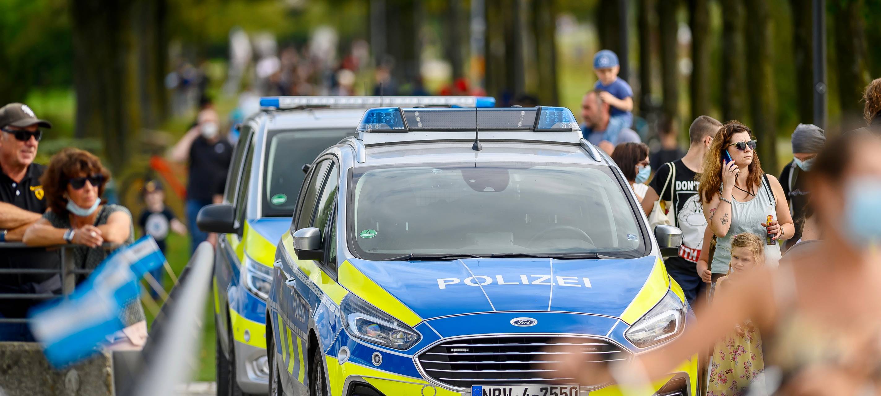 Polizeiwagen im Gelsenkirchener Nordsternpark