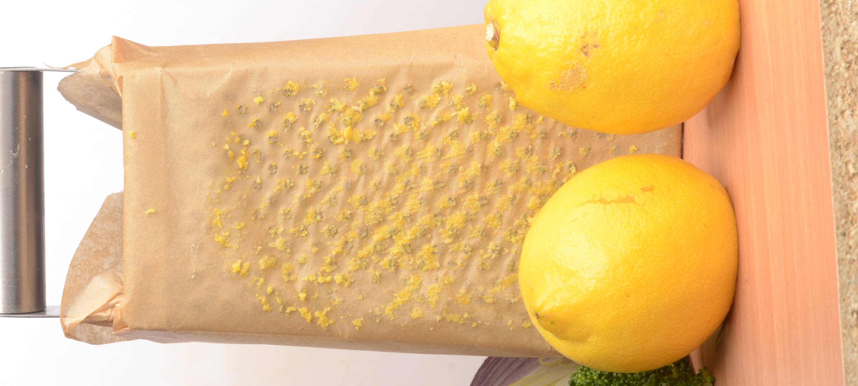 Brie in Alufolie gegart mit Gemüse und Paprika-Kurkuma Aioli