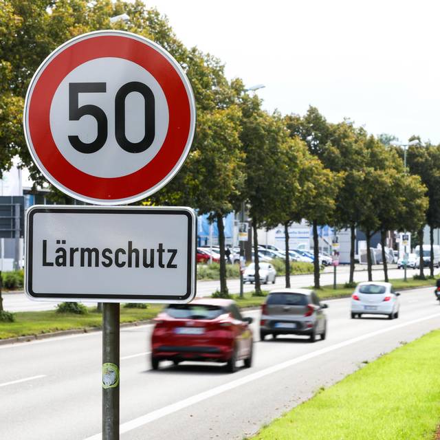 Tempo 50-Schild an der Kirchhellener Straße