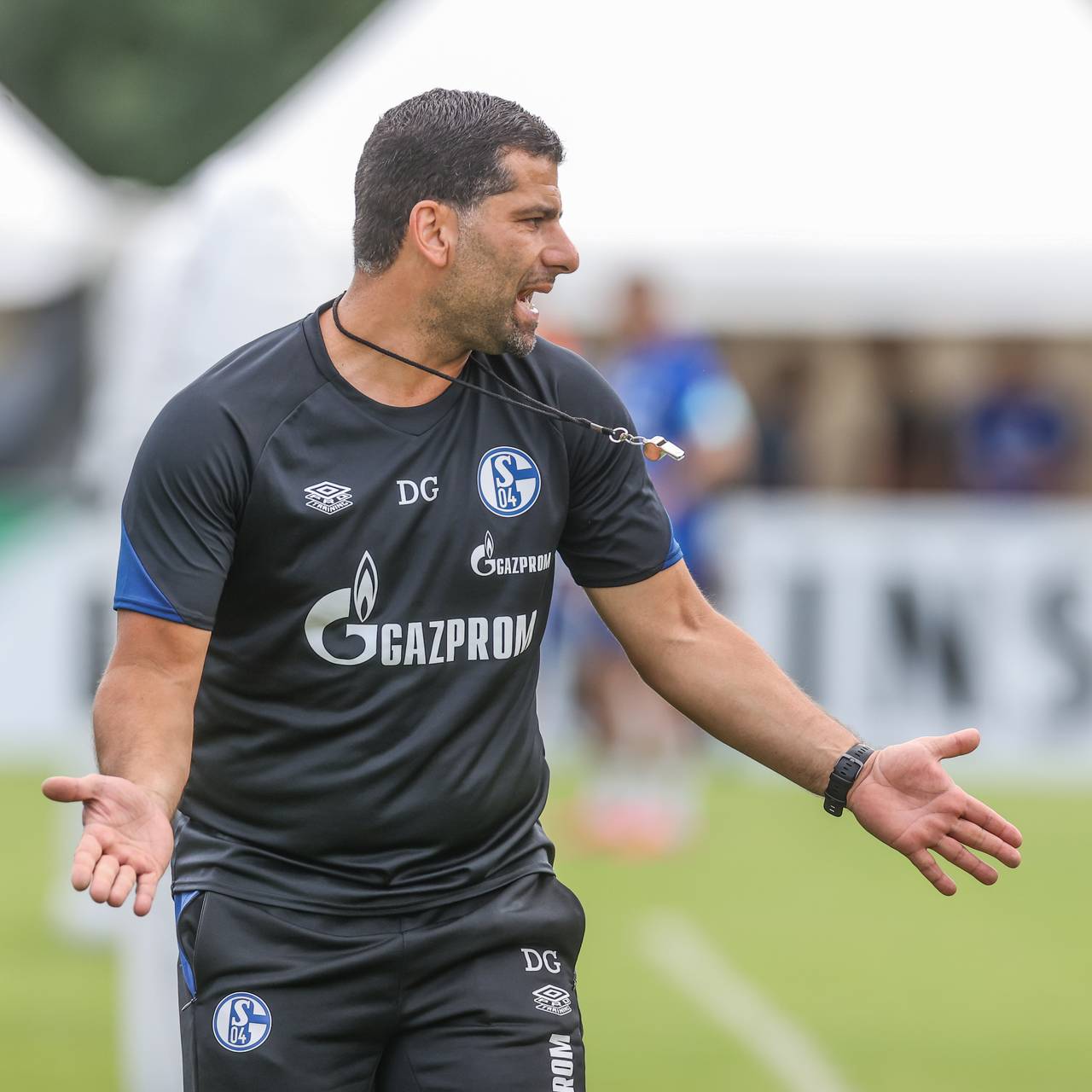 Dimitrios Grammozis am Spielfeldrand