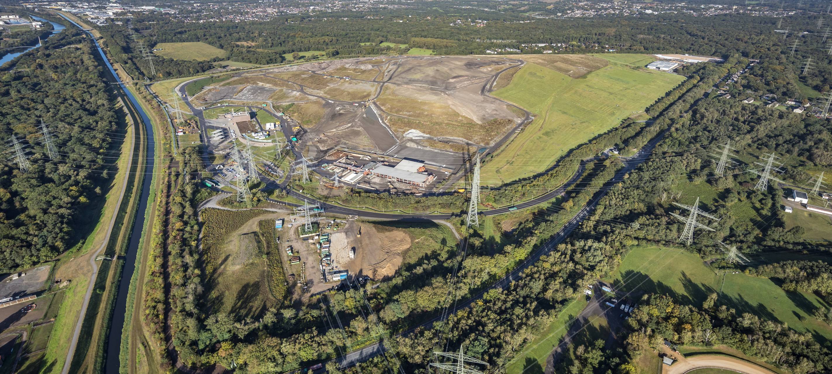 Luftbild der Zentraldeponie Emscherbruch in Gelsenkirchen