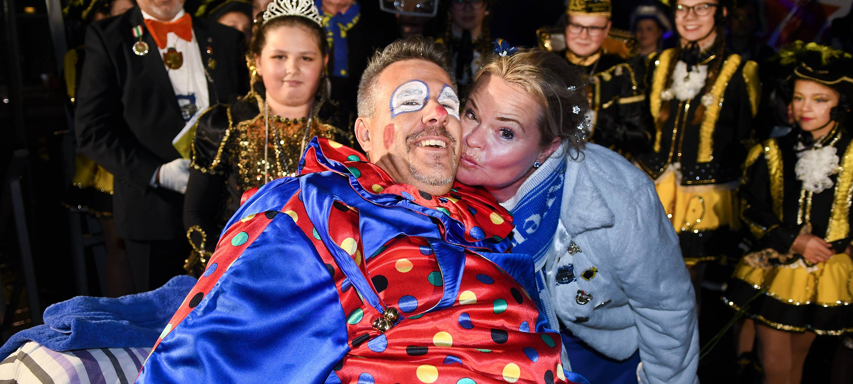 Der Hoppeditz in Bottrop wird wachgeküsst