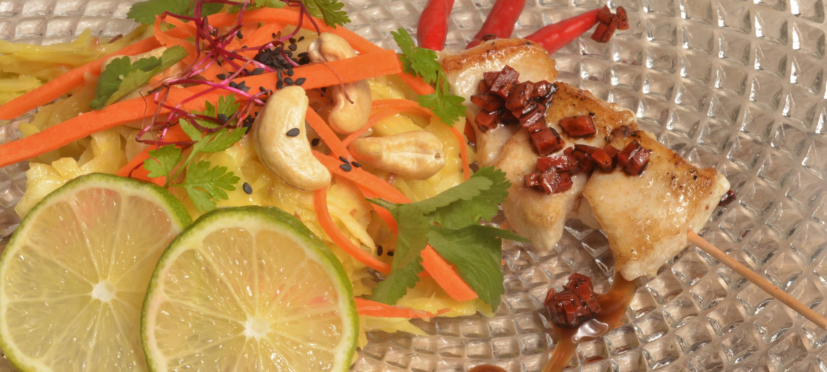 Weißkohl süß-sauer mit Cashews und Hähnchen