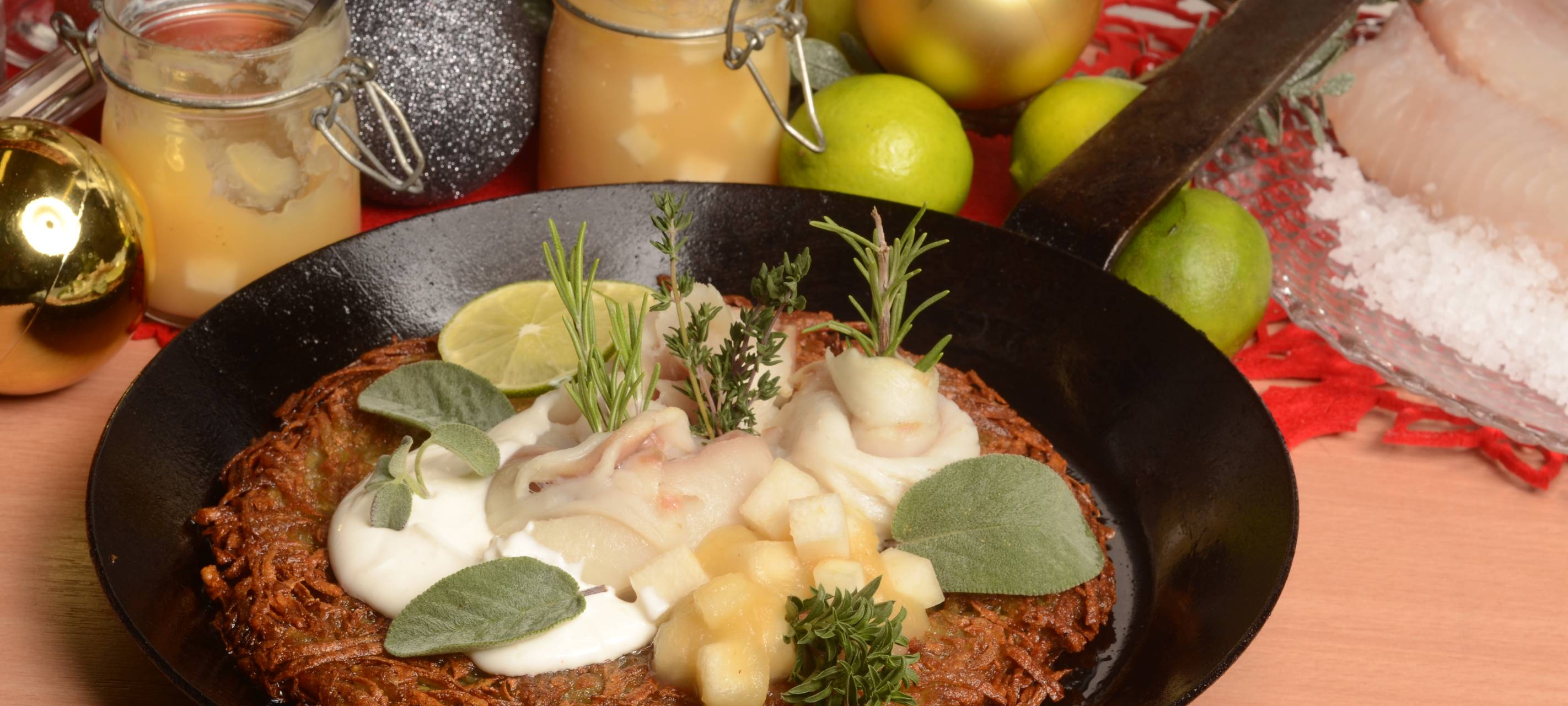 Kartoffelrösti mit Seelachs und Birnen Chutney