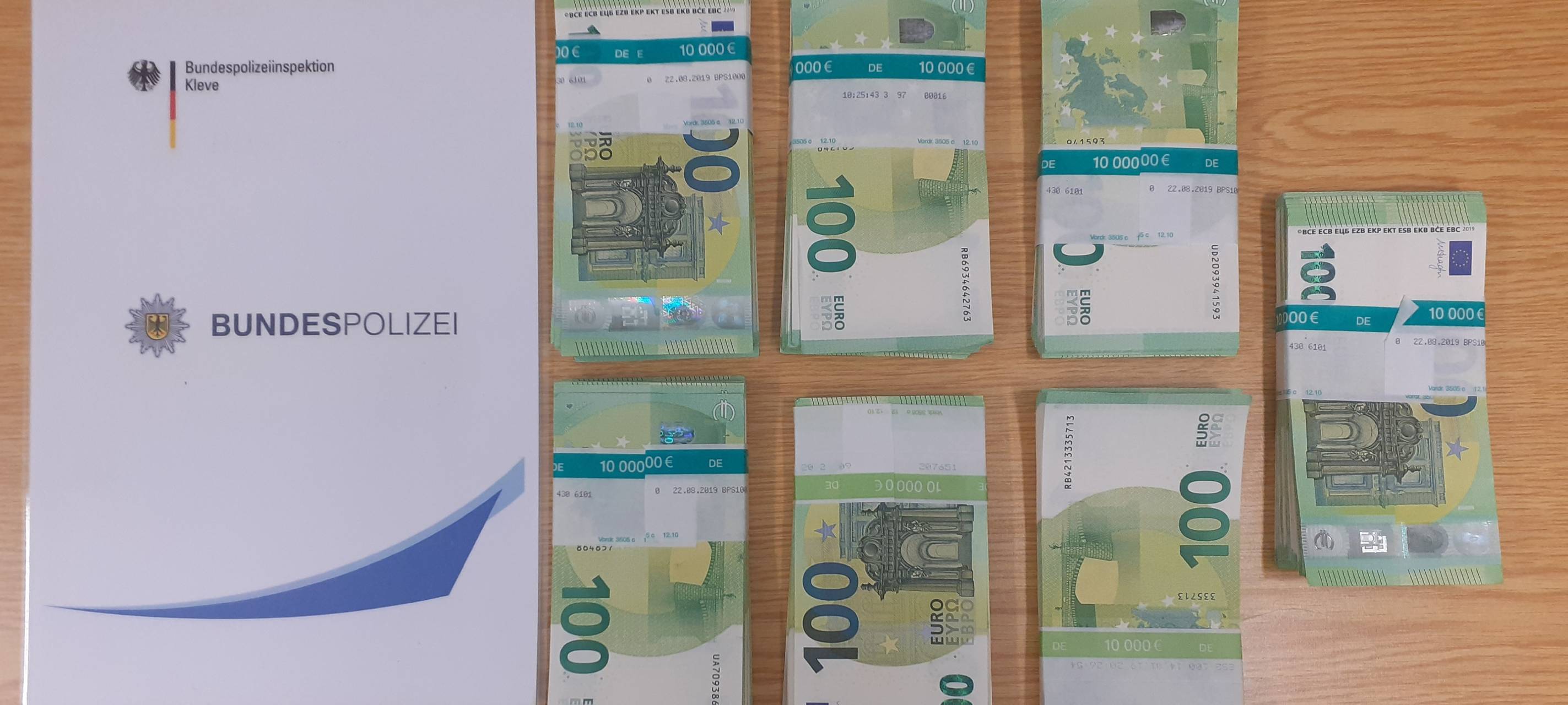 Gelsenkirchener hat 70.000 Euro in bar dabei