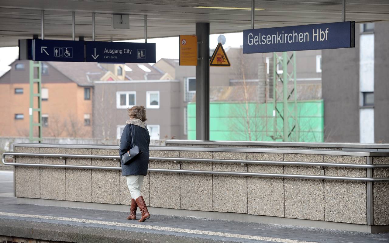 Bahnsteig am Gelsenkirchener Hauptbahnhof