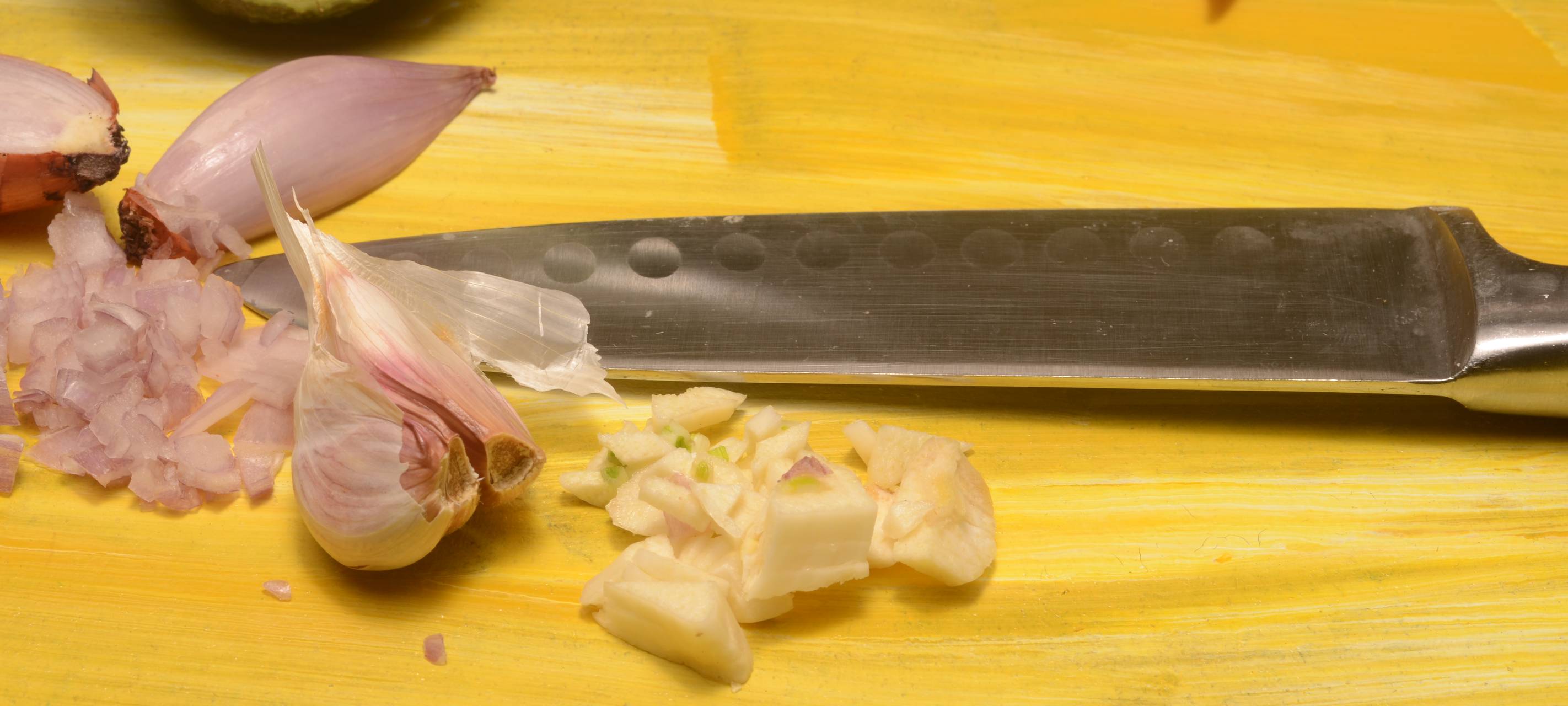 90er Jahre: Chili con Carne mit gefüllter Ofenkartoffel Guacamole und Nachos