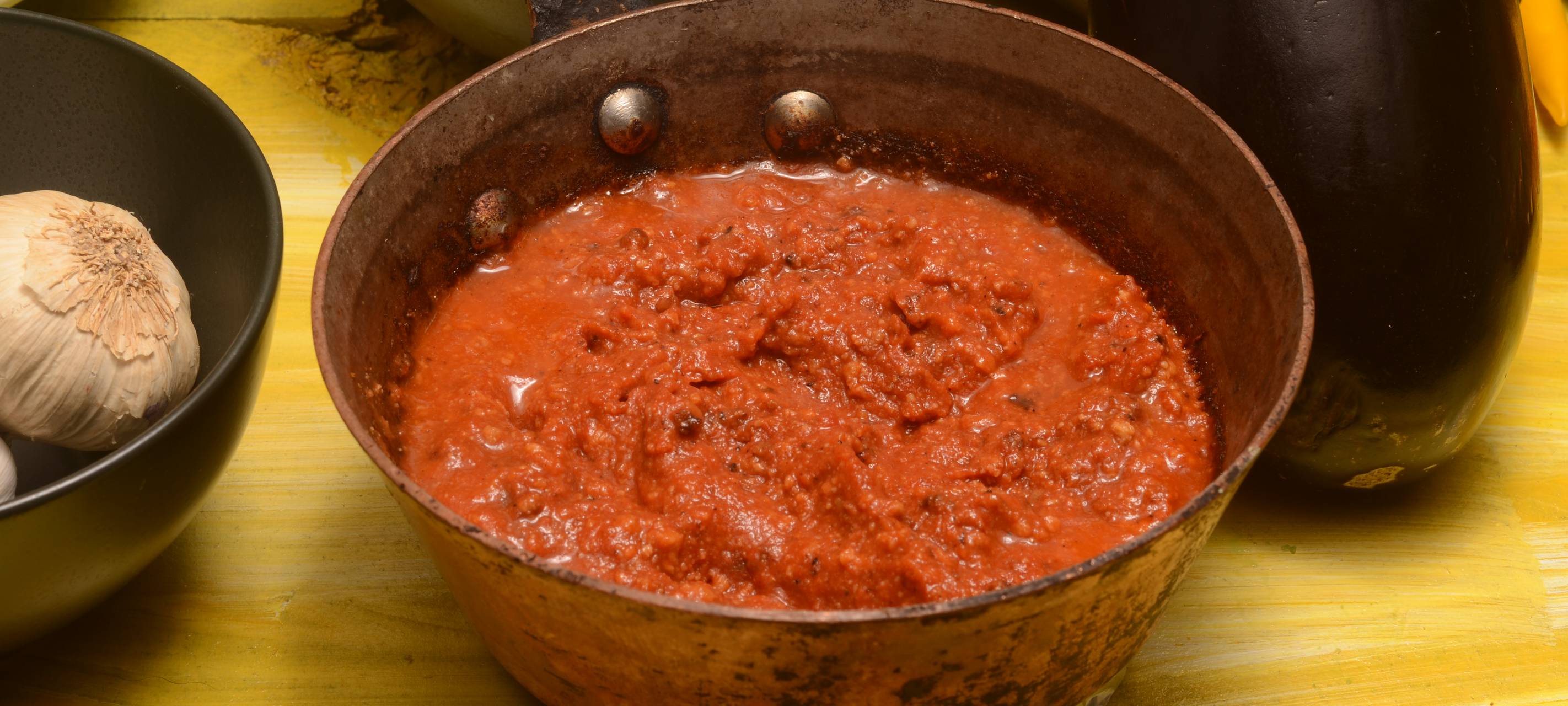 90er Jahre: Chili con Carne mit gefüllter Ofenkartoffel Guacamole und Nachos