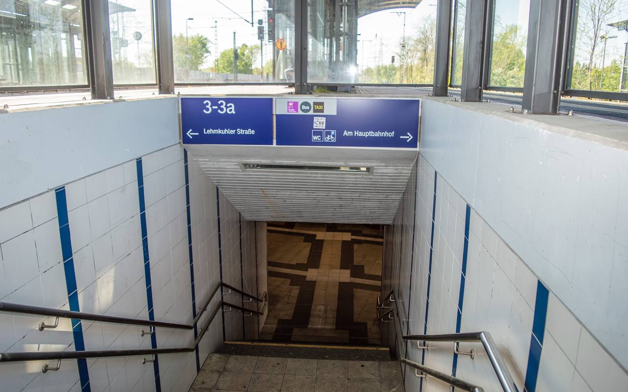 Treppe im Bottroper Hauptbahnhof