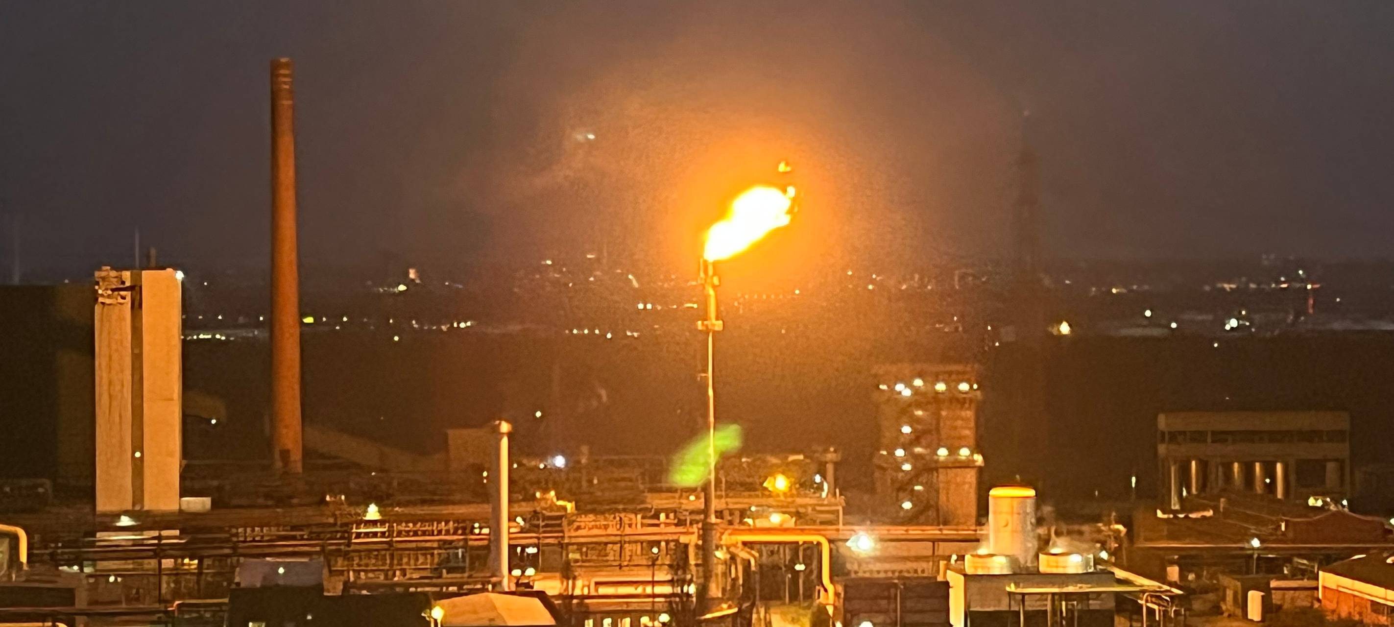Kokerei in Bottrop: Hochfackel in Betrieb