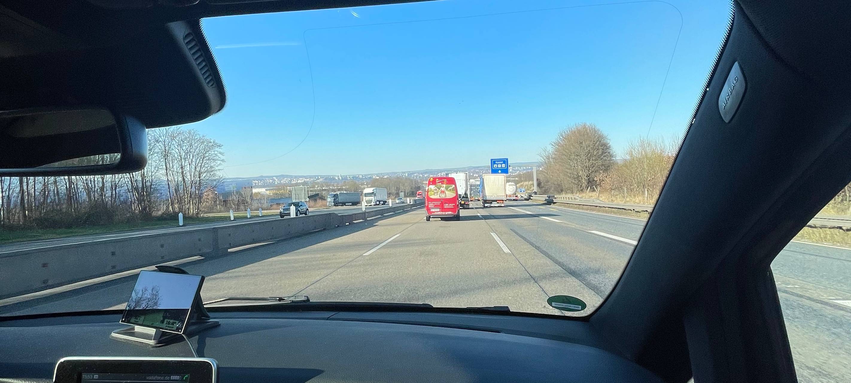 Hilfskonvoi für die Ukraine - Reportage