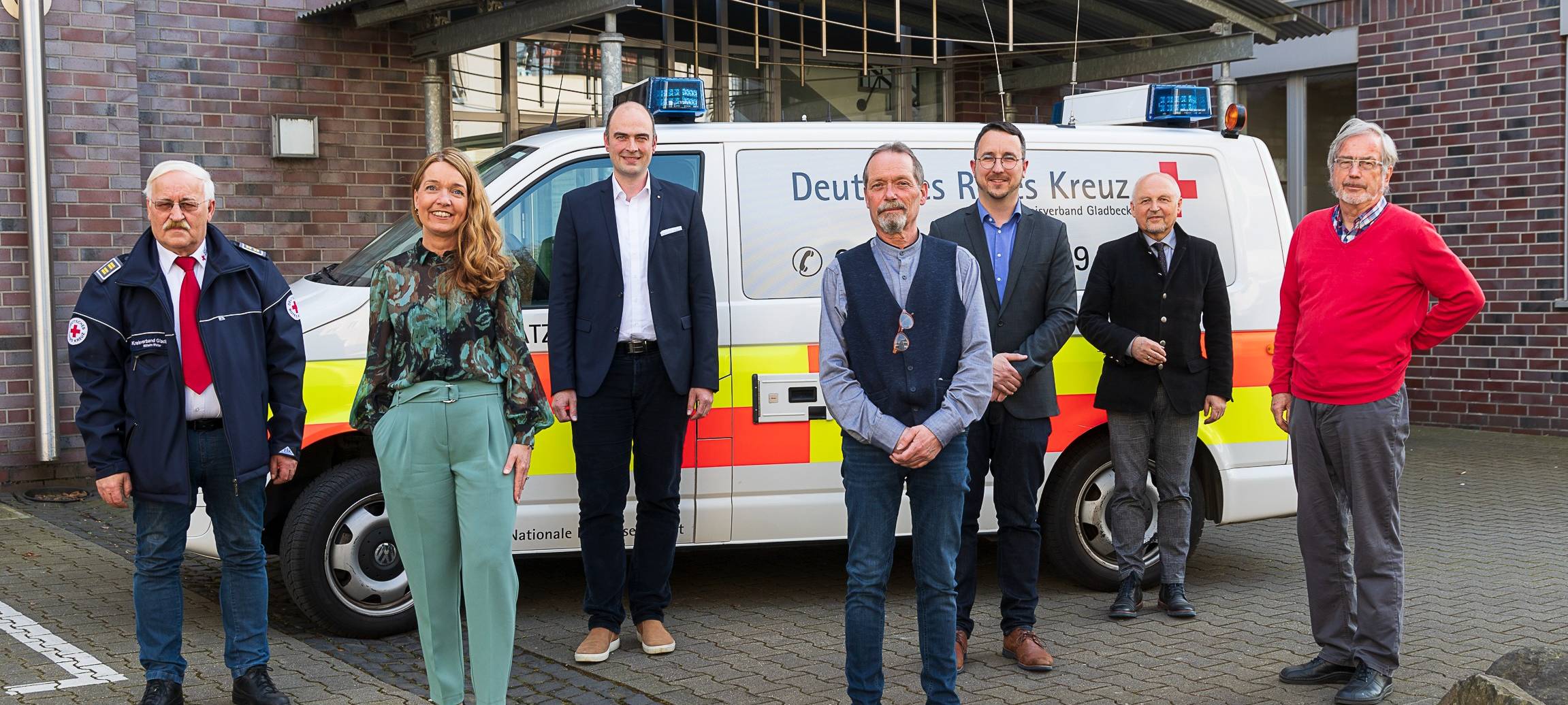 Pressebild der Verantwortlichen für den Neustart der Gladbecker Tafel