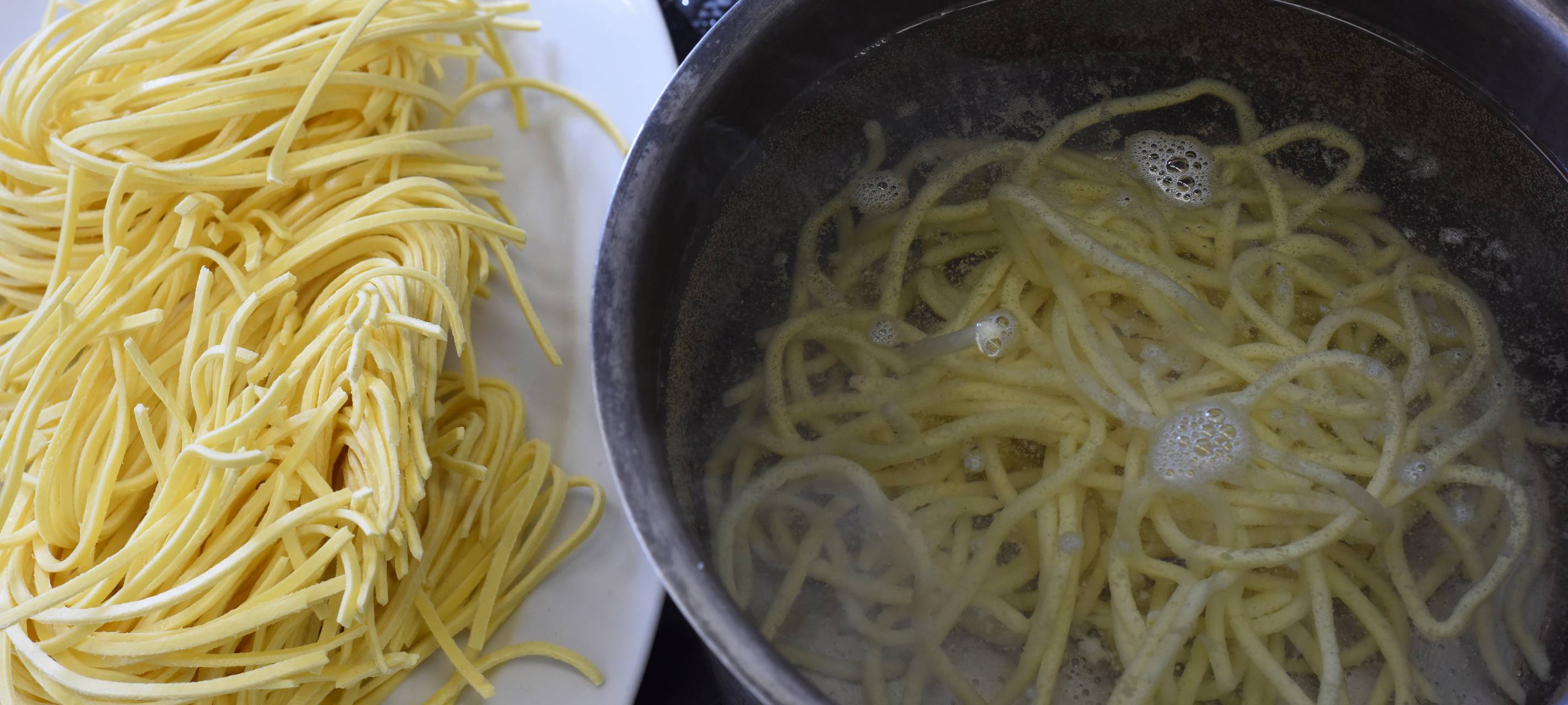 Spaghetti Carbonara mit gebratener Schweineschulter