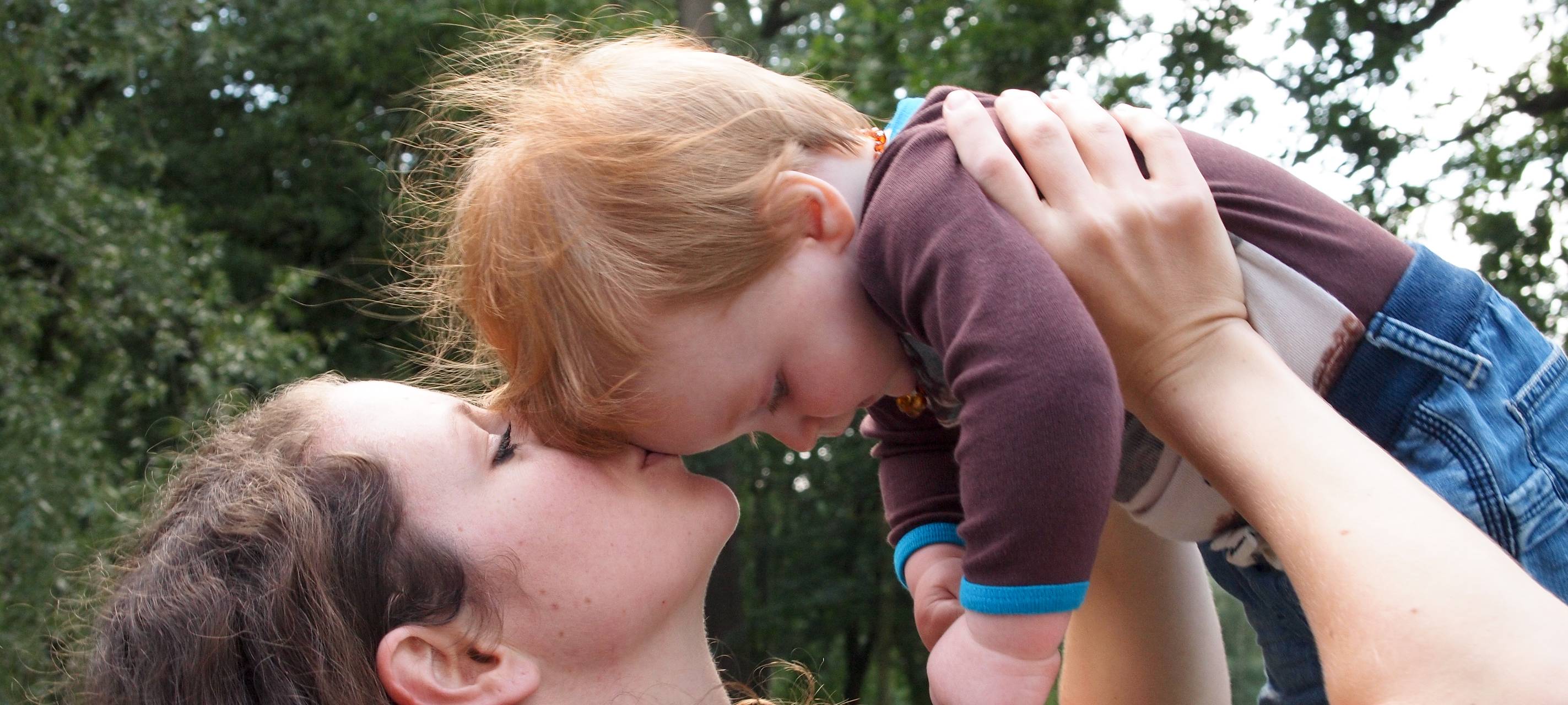 Aufklärung bei Kindern: Wann fange ich an - wie bringe ich es ihnen richtig bei?