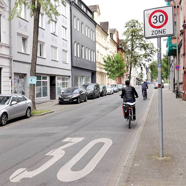 Fahrradzone auf der Bergmannstraße in Gelsenkirchen