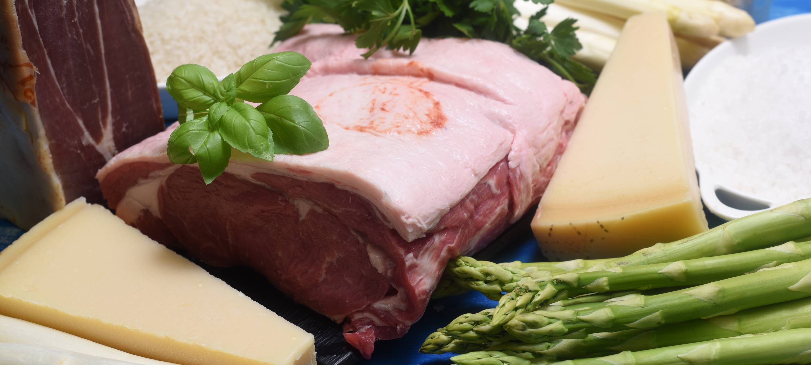 Risotto mit grünem Spargel und Saltimbocca