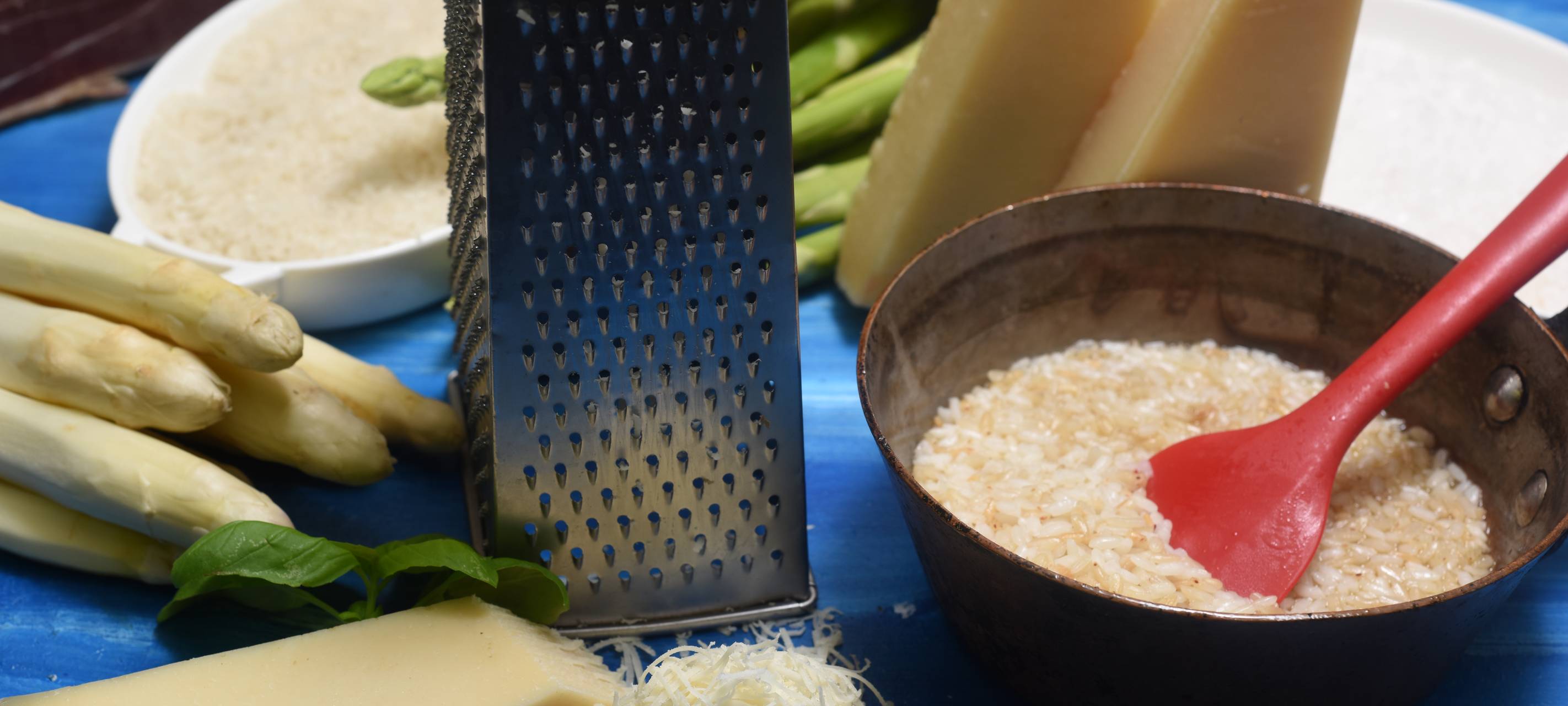 Risotto mit grünem Spargel und Saltimbocca