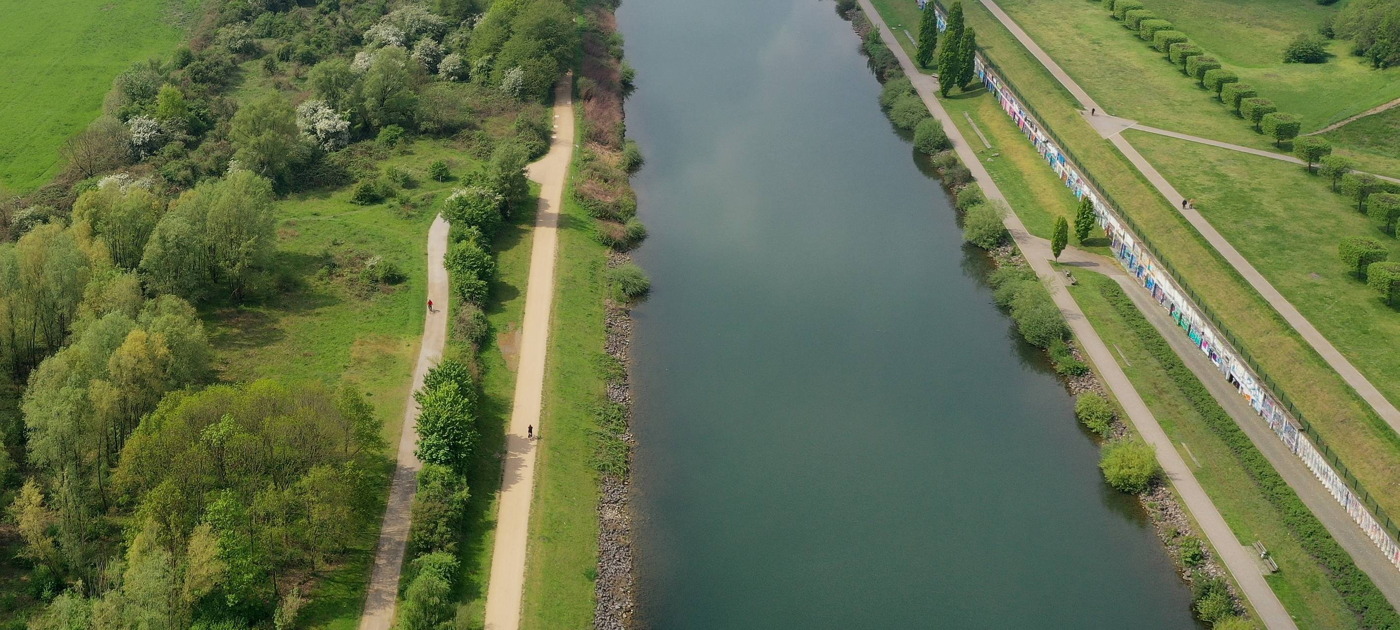 Der Rhein-Herne-Kanal von oben