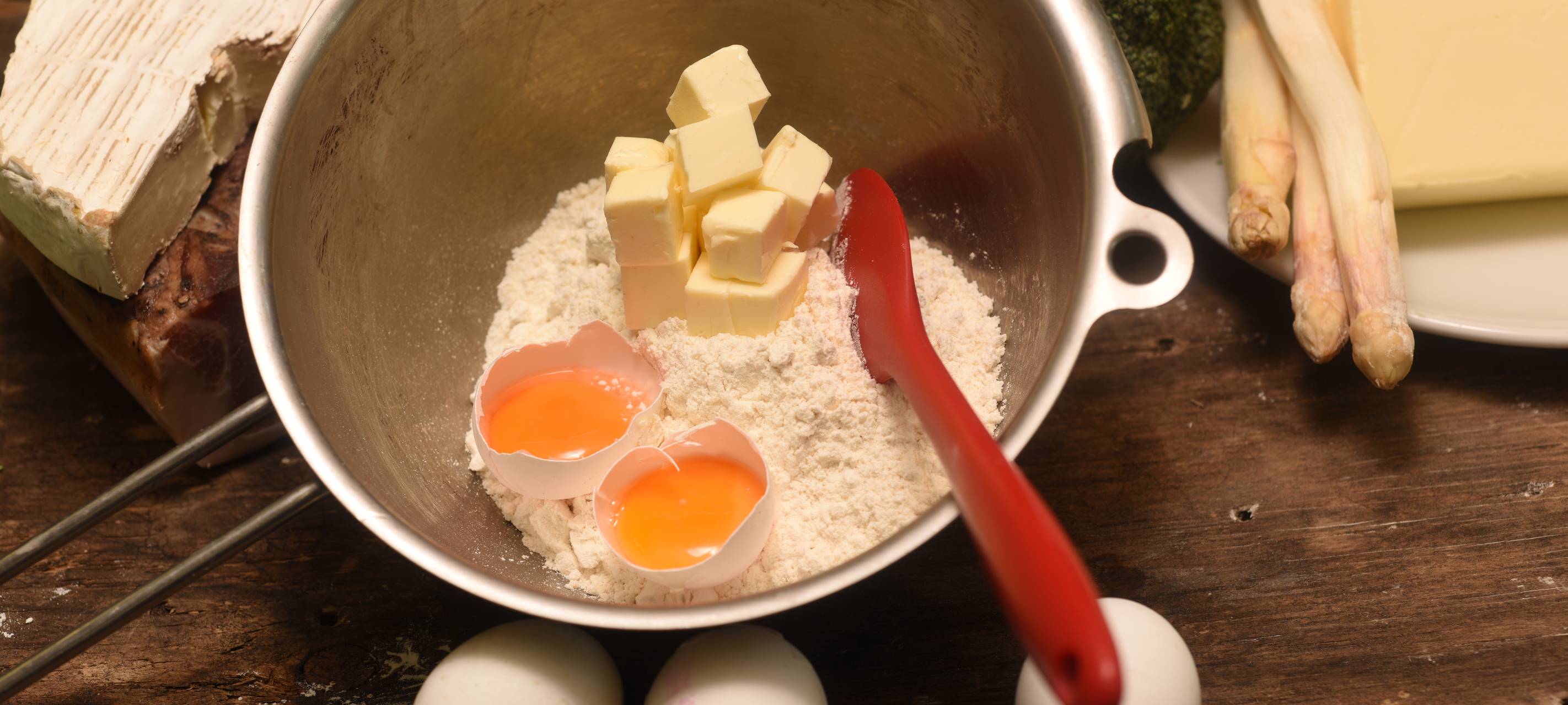 Quiche mit Spargel und Schinken