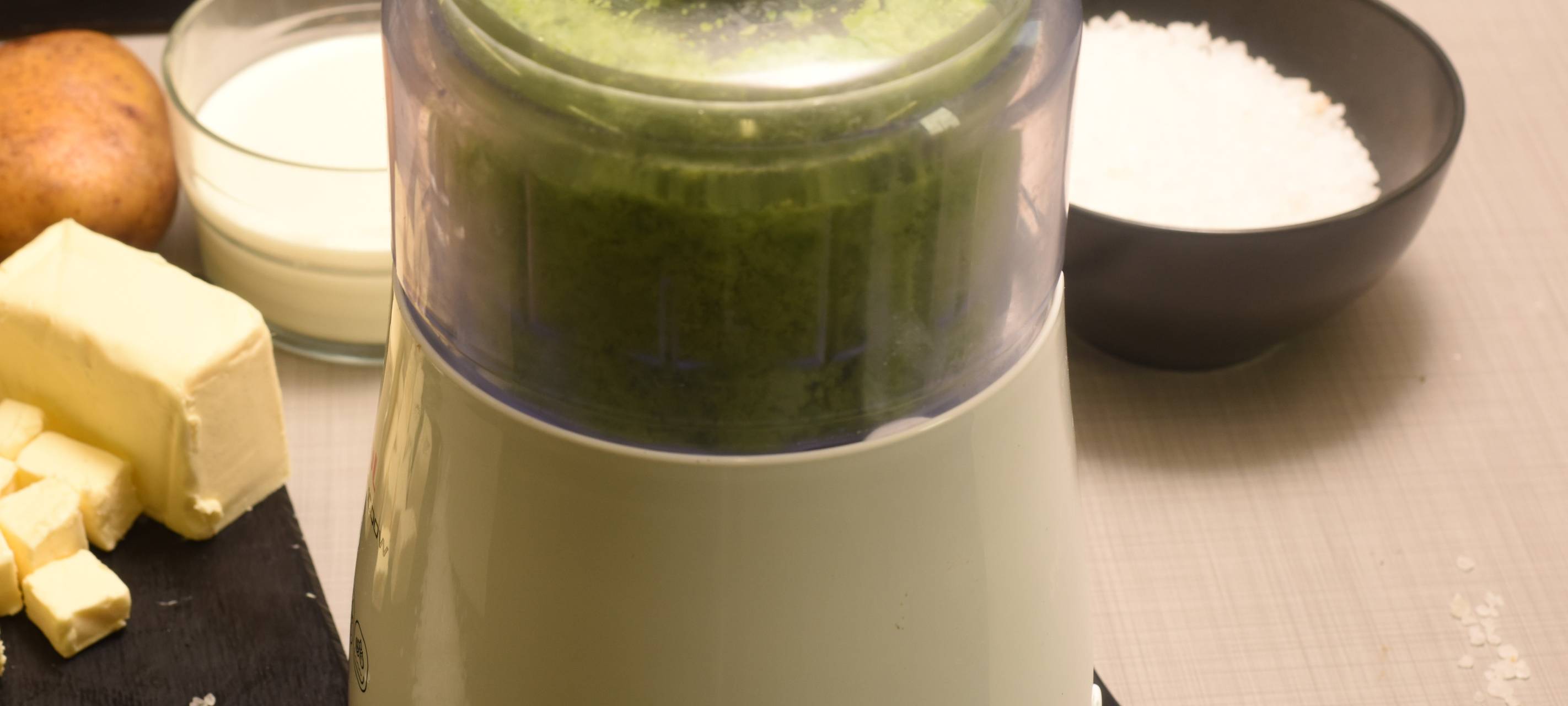 Eisbein mit Kartoffel- und Erbsenpüree