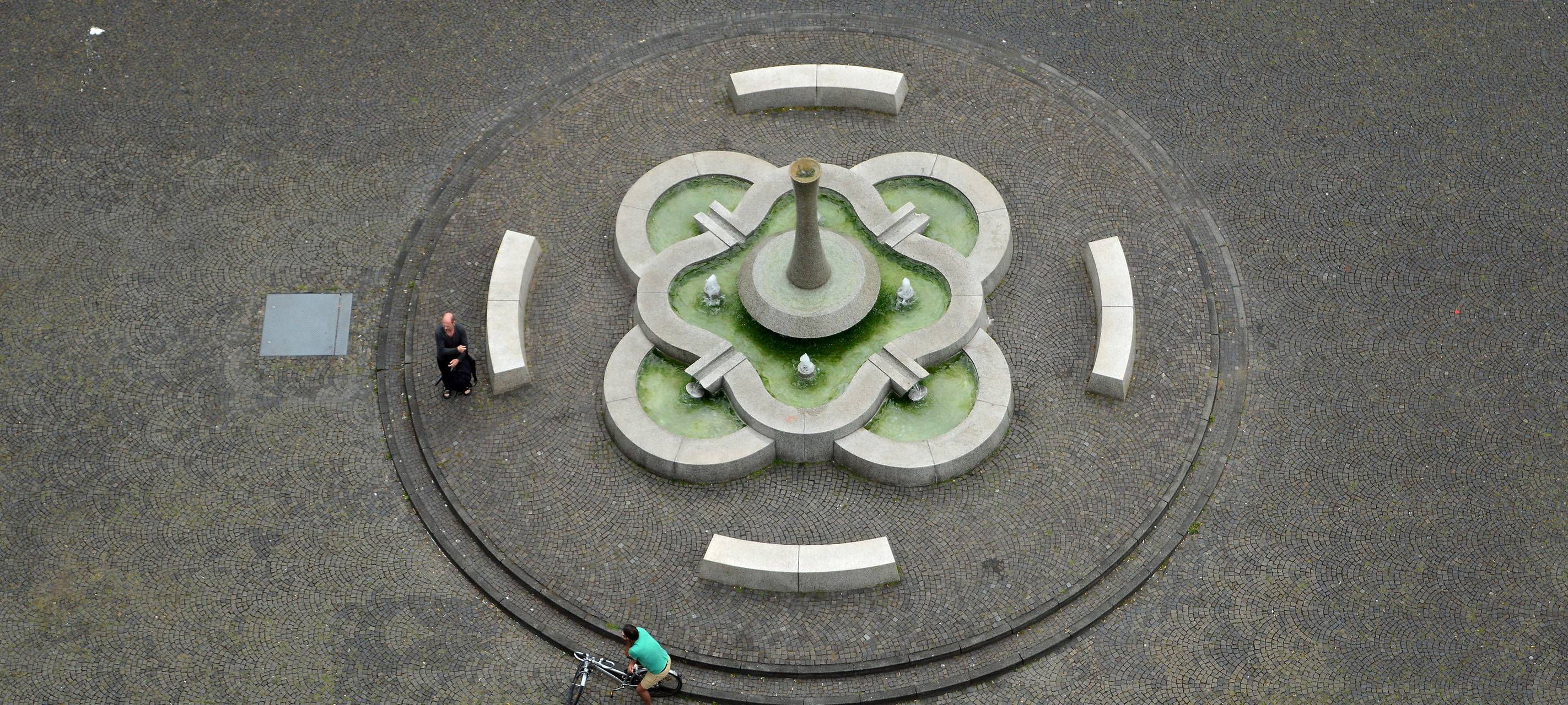 Der Brunnen auf dem Bottroper Rathausplatz