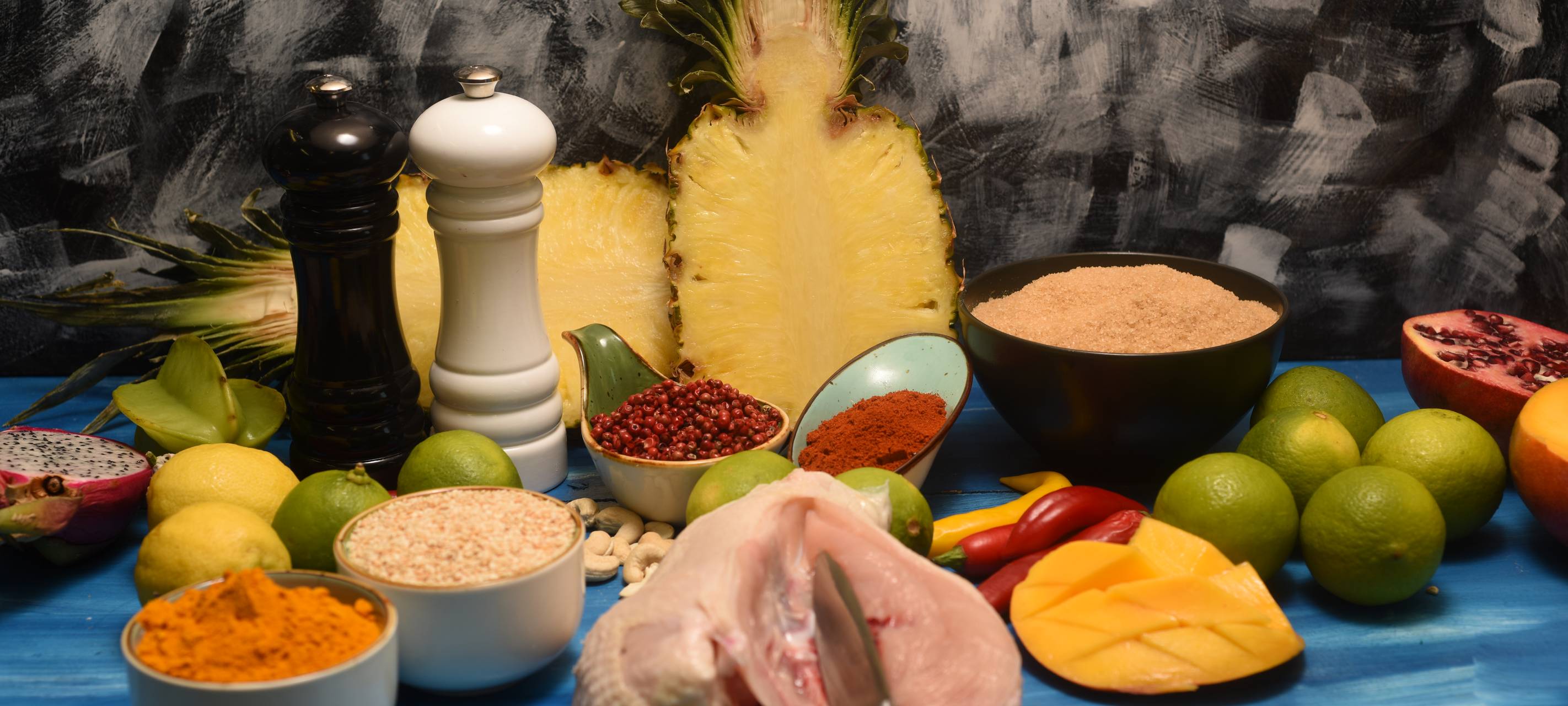 Hähnchenbrust auf Auberginenpüree mit Sesam und Dicken Bohnen